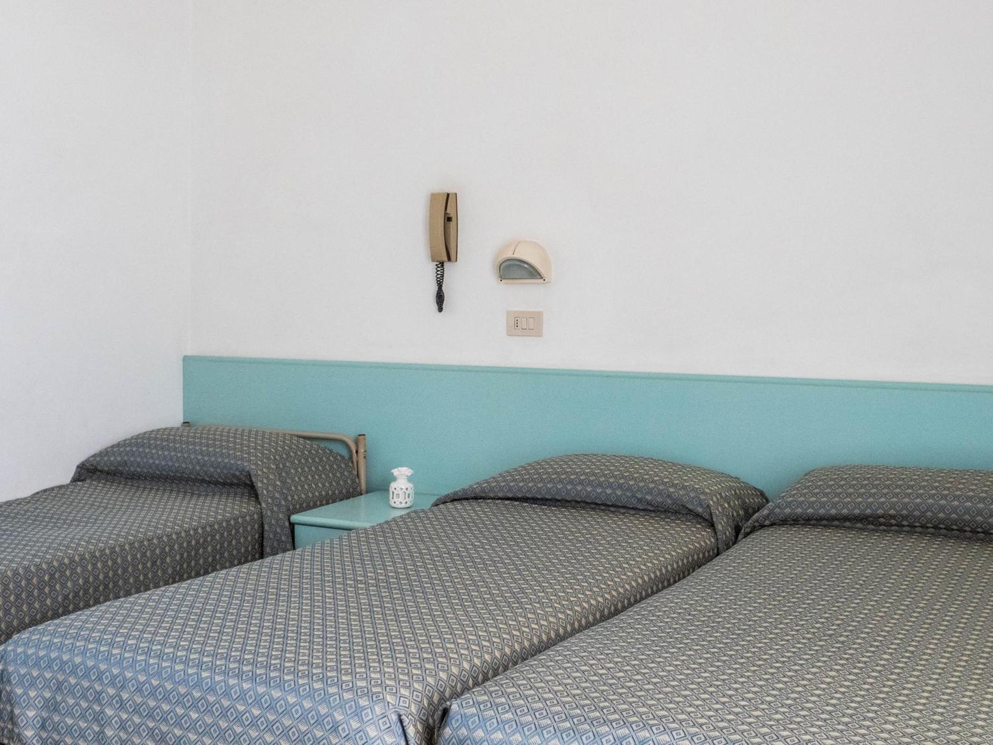 Economy Triple Room,1644367453:JPEG