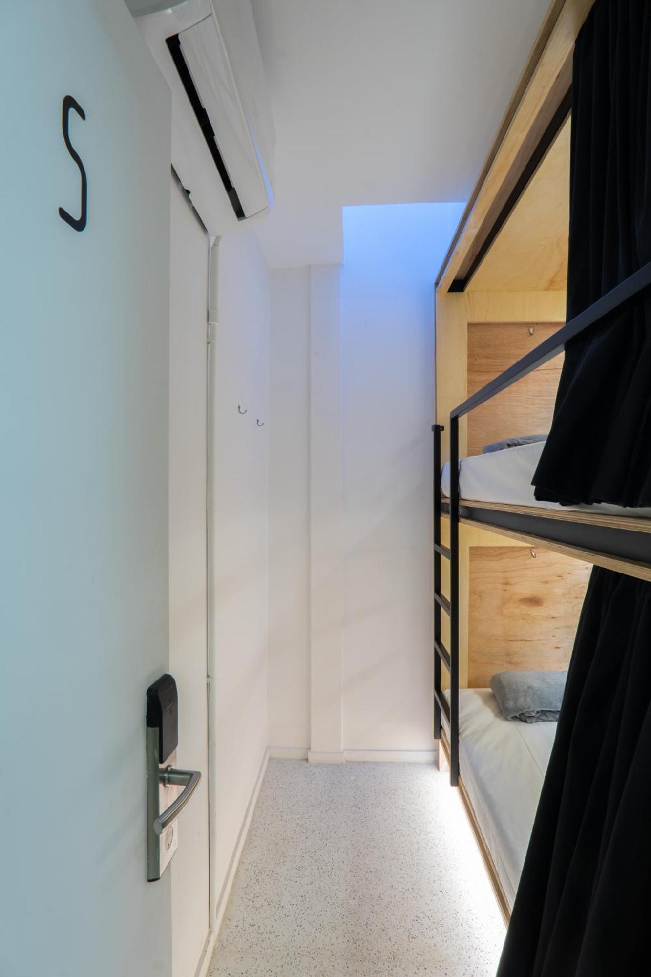 Double Room,1644389866:JPEG