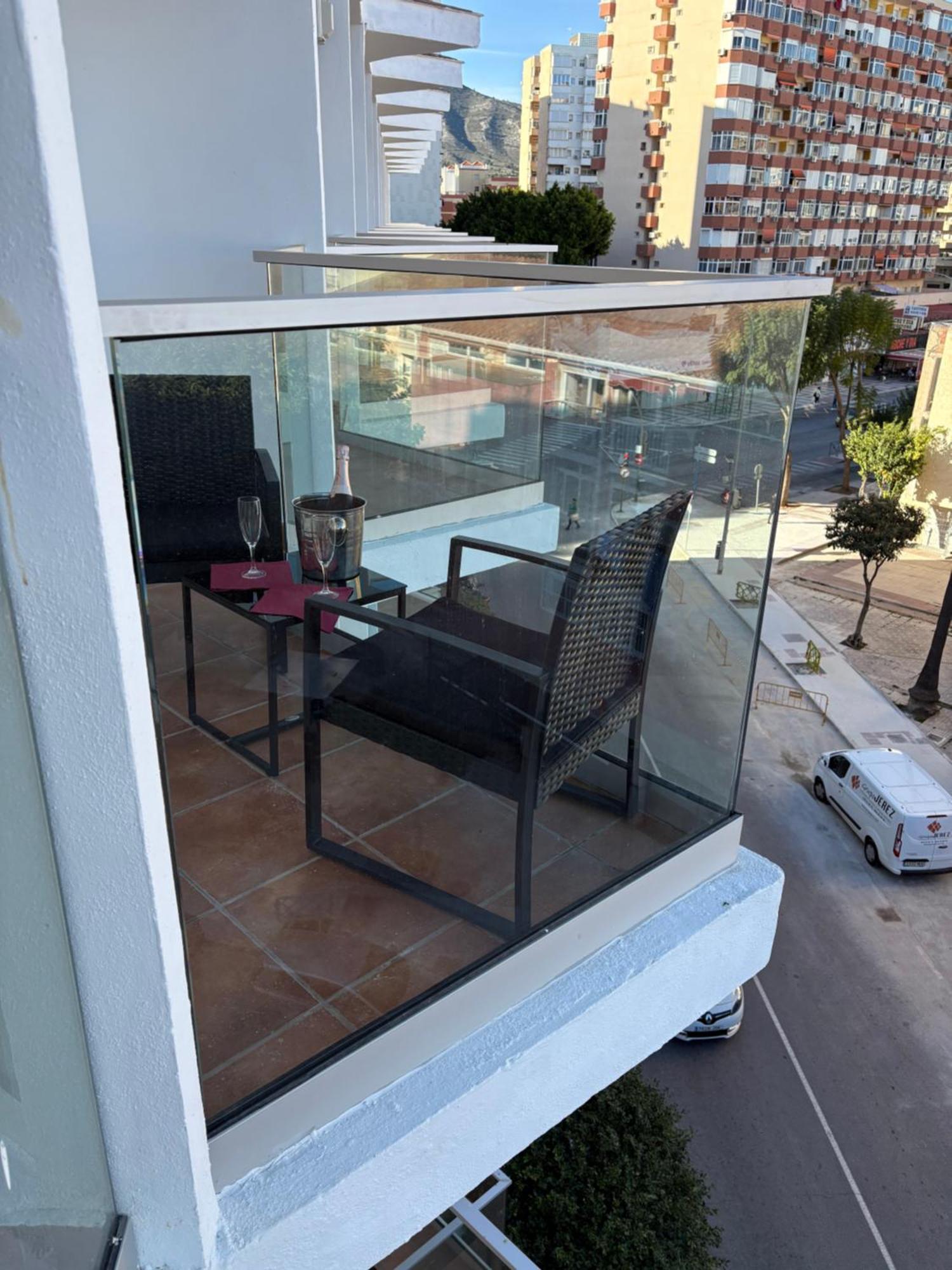 One-Bedroom Apartment Balcony City View,1645500481:JPEG
