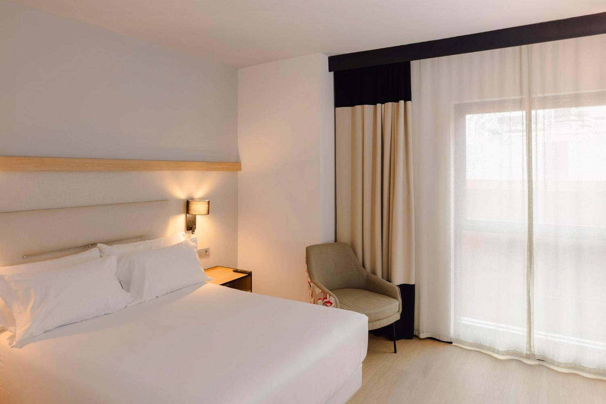 Double Room,1649011367:JPEG