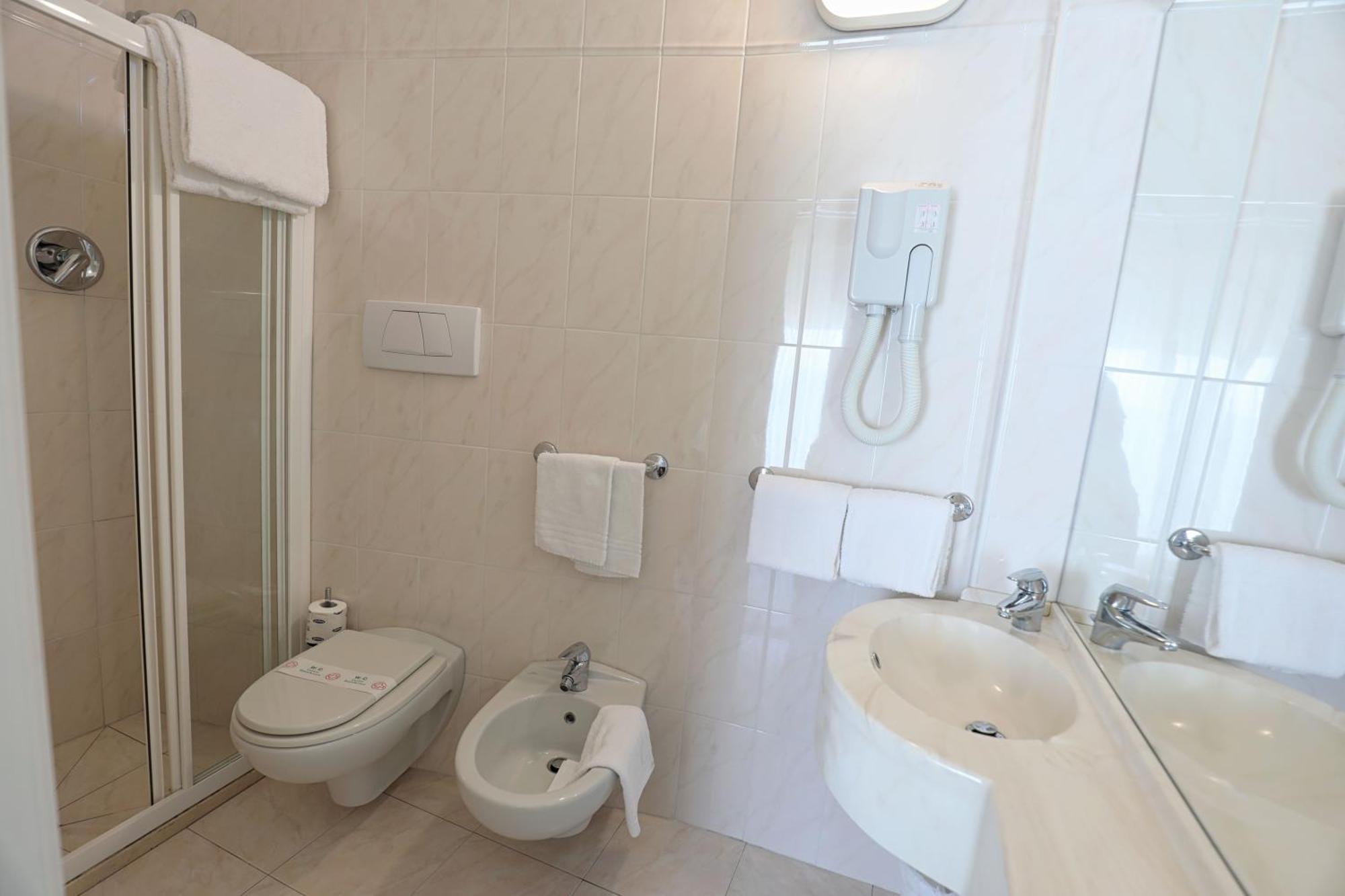 Quadruple Room Sea View,1645651971:JPEG
