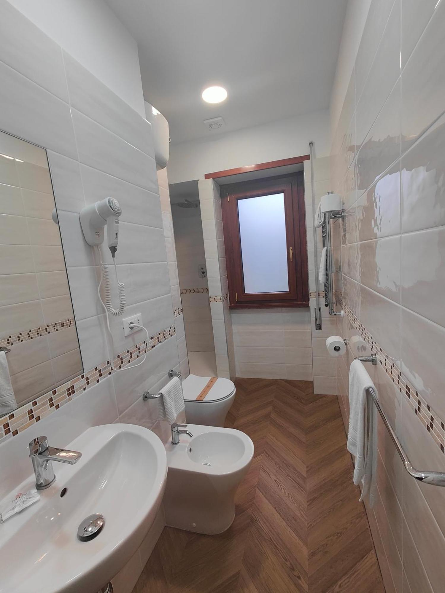 Standard Single Room,1666649715:JPEG