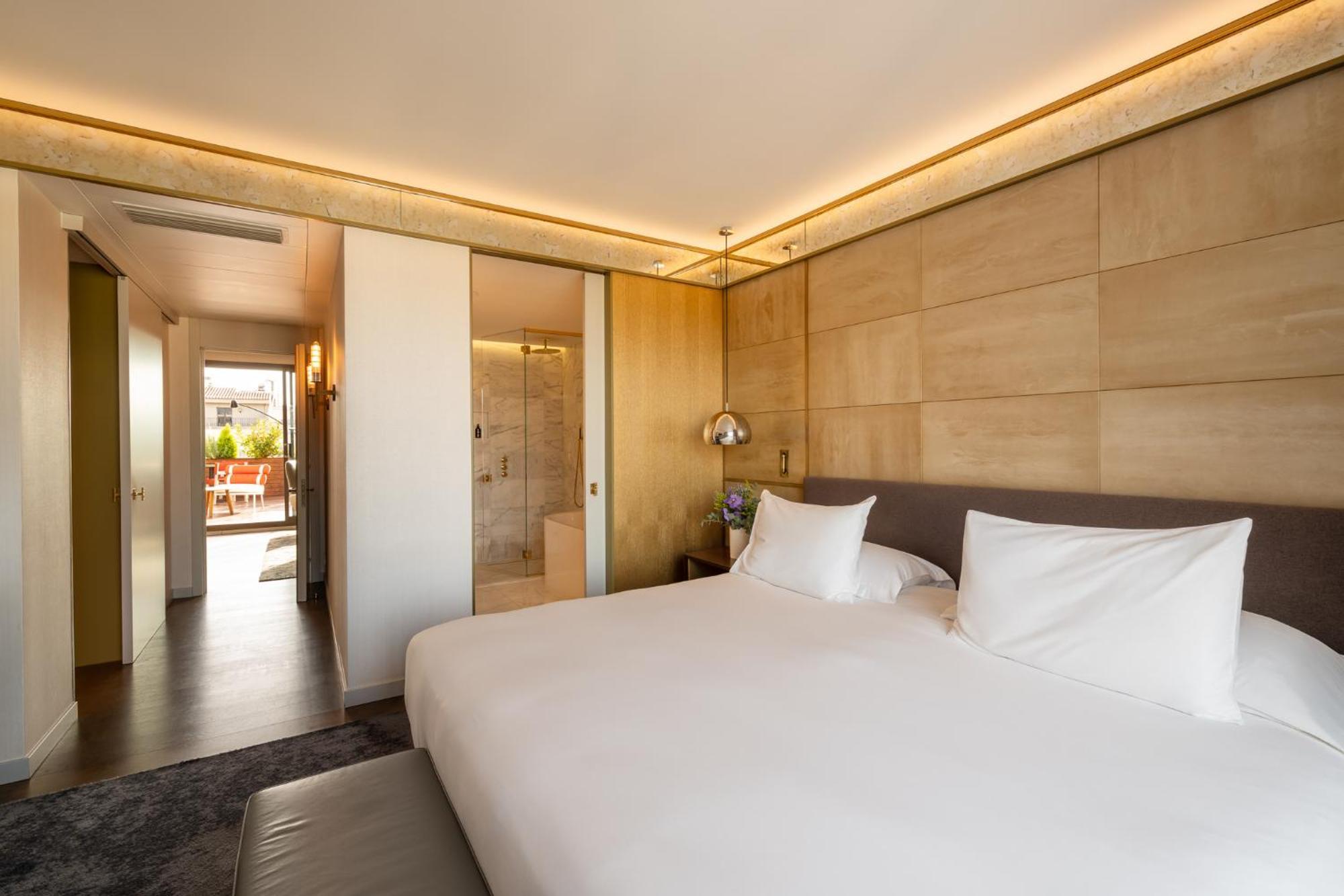 Grand Penthouse Suite,1645691867:JPEG