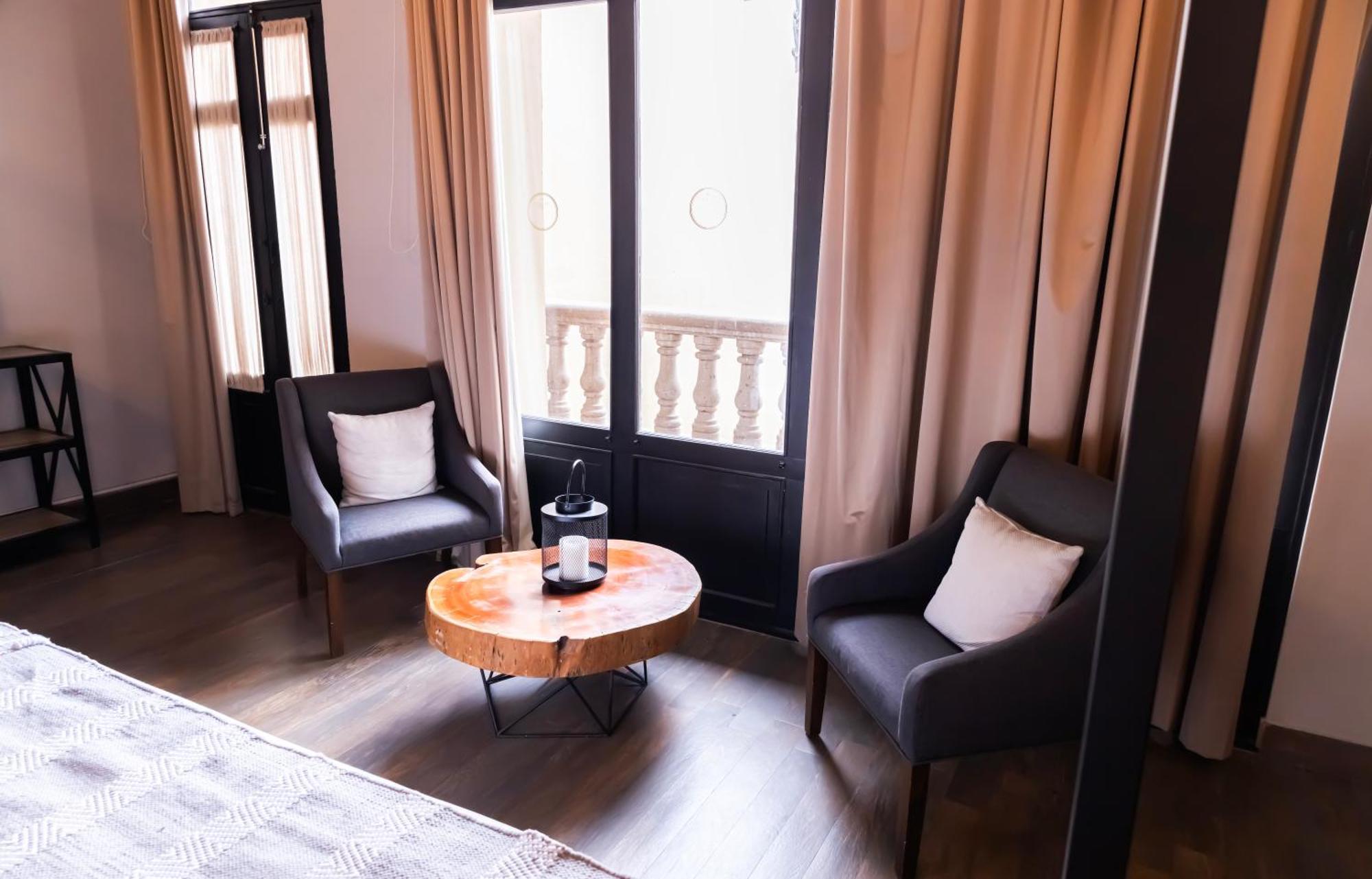 Suite Terrace,1645759223:JPEG
