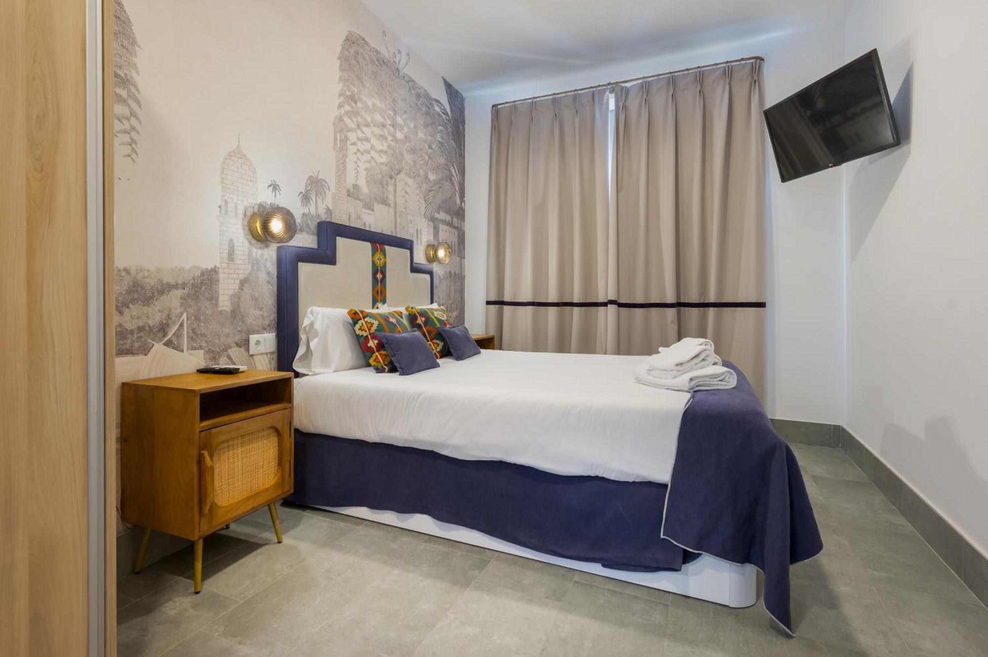 Double Room,1645778962:JPEG