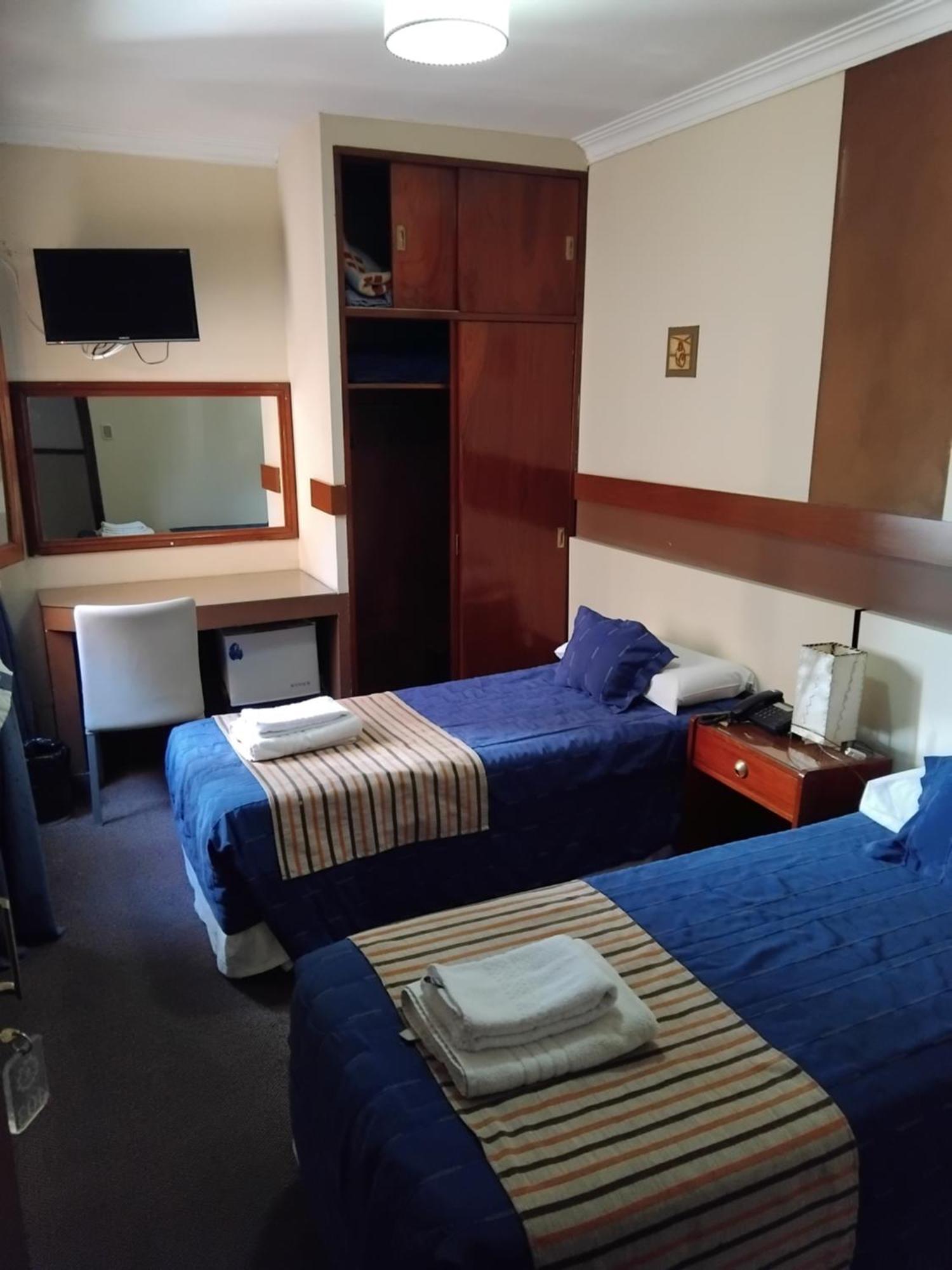 Twin Room,1687227312:JPEG