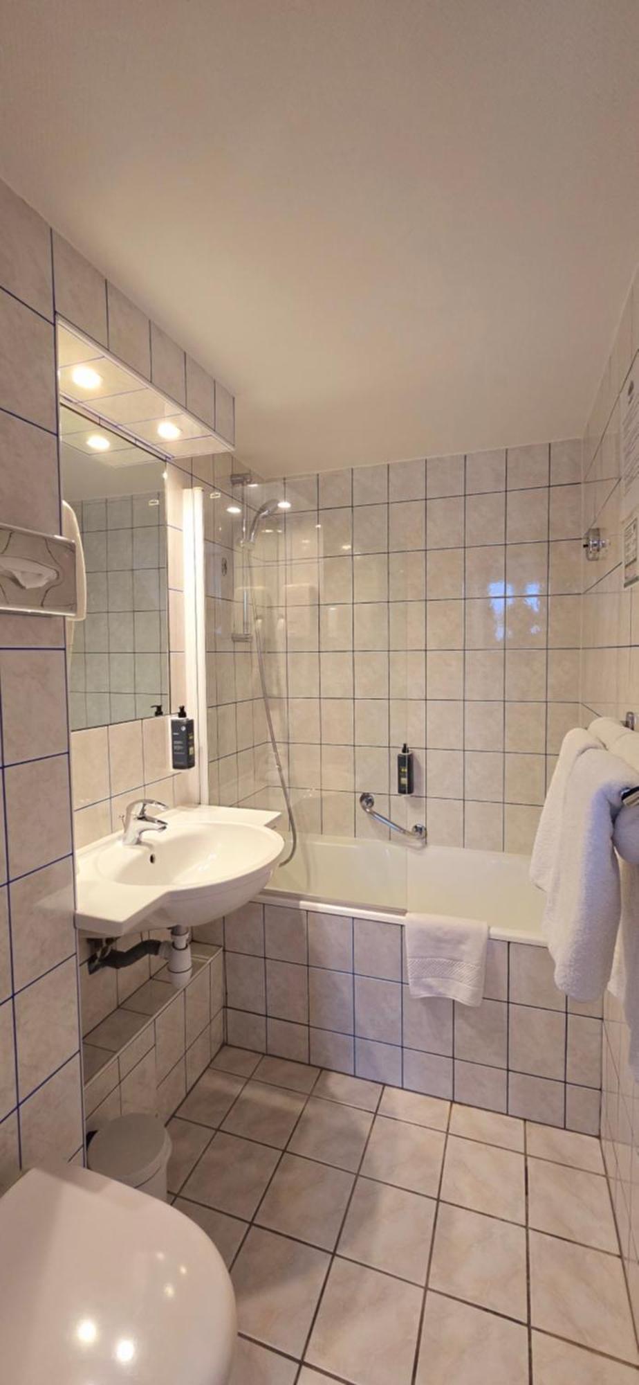 Classic Double or Twin Room,1642961198:JPEG