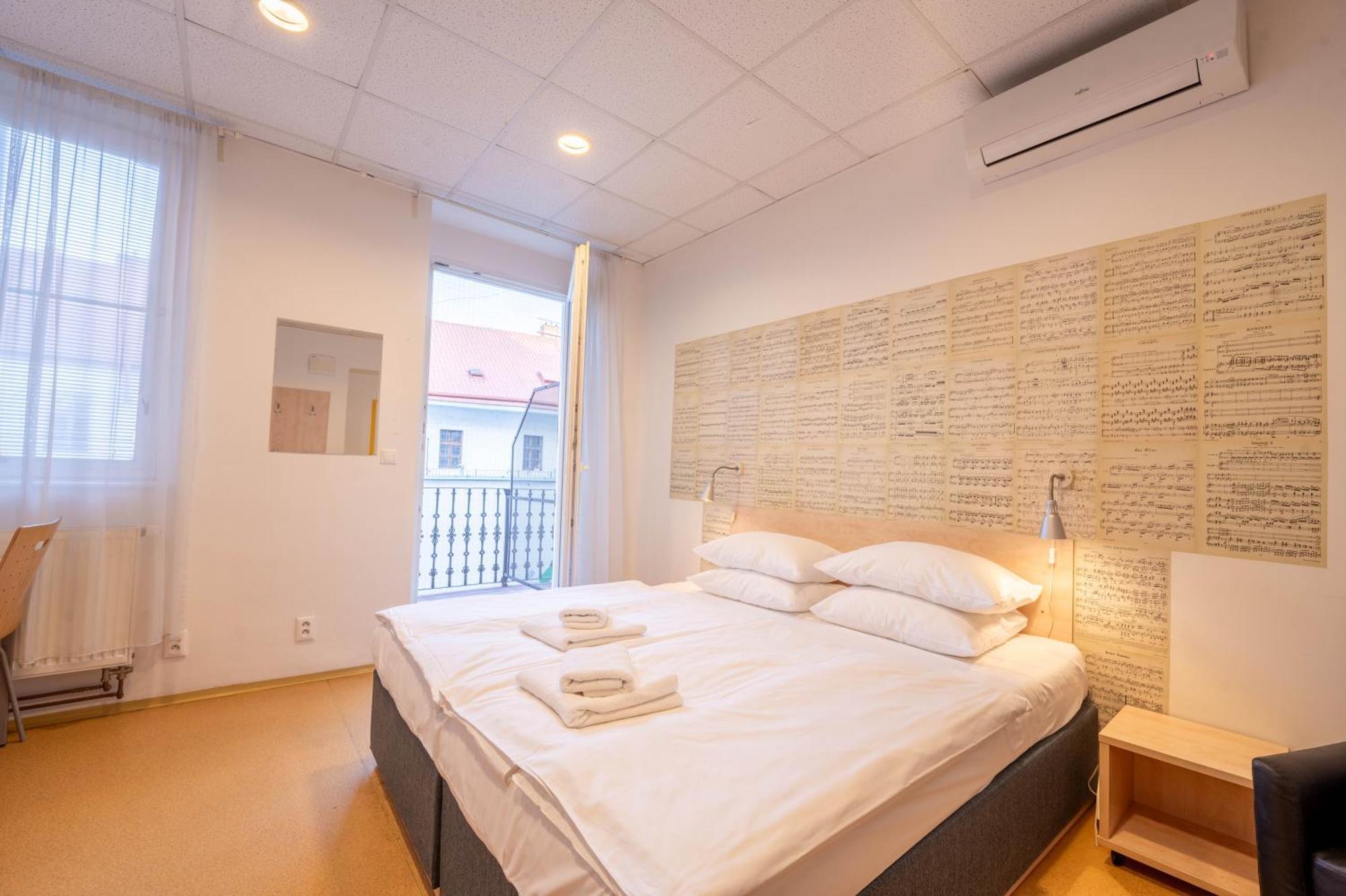 Deluxe Double Room Balcony,1646364002:JPEG
