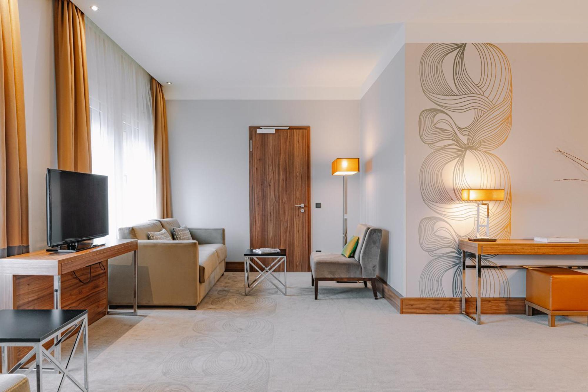 King Junior Suite