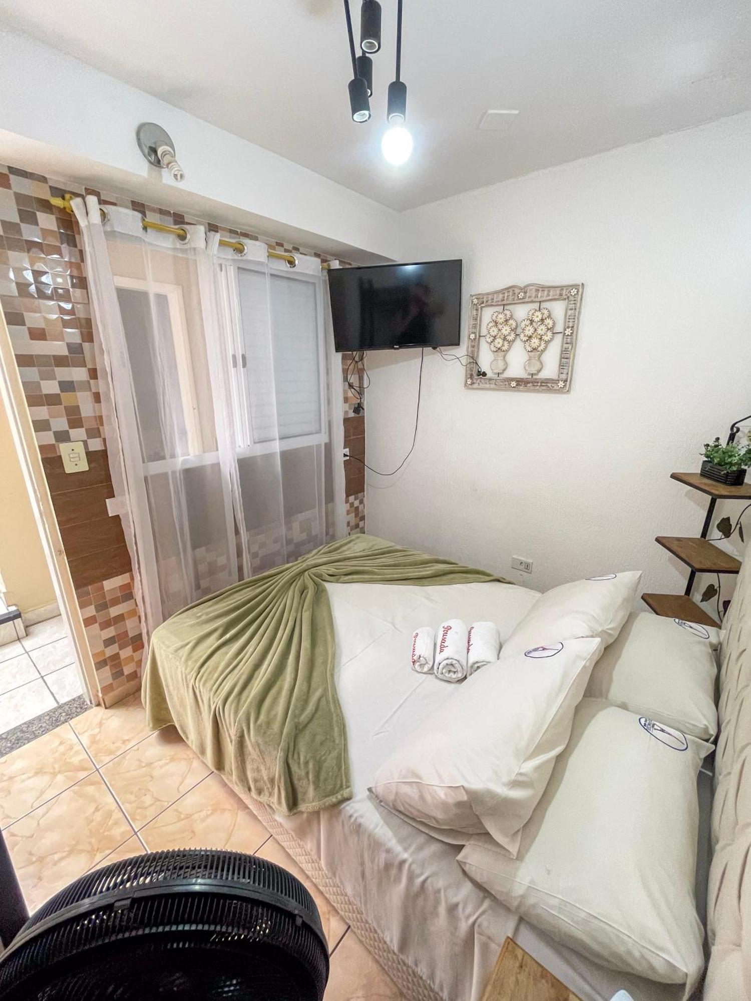 Quarto Duplo com Banheiro Compartilhado