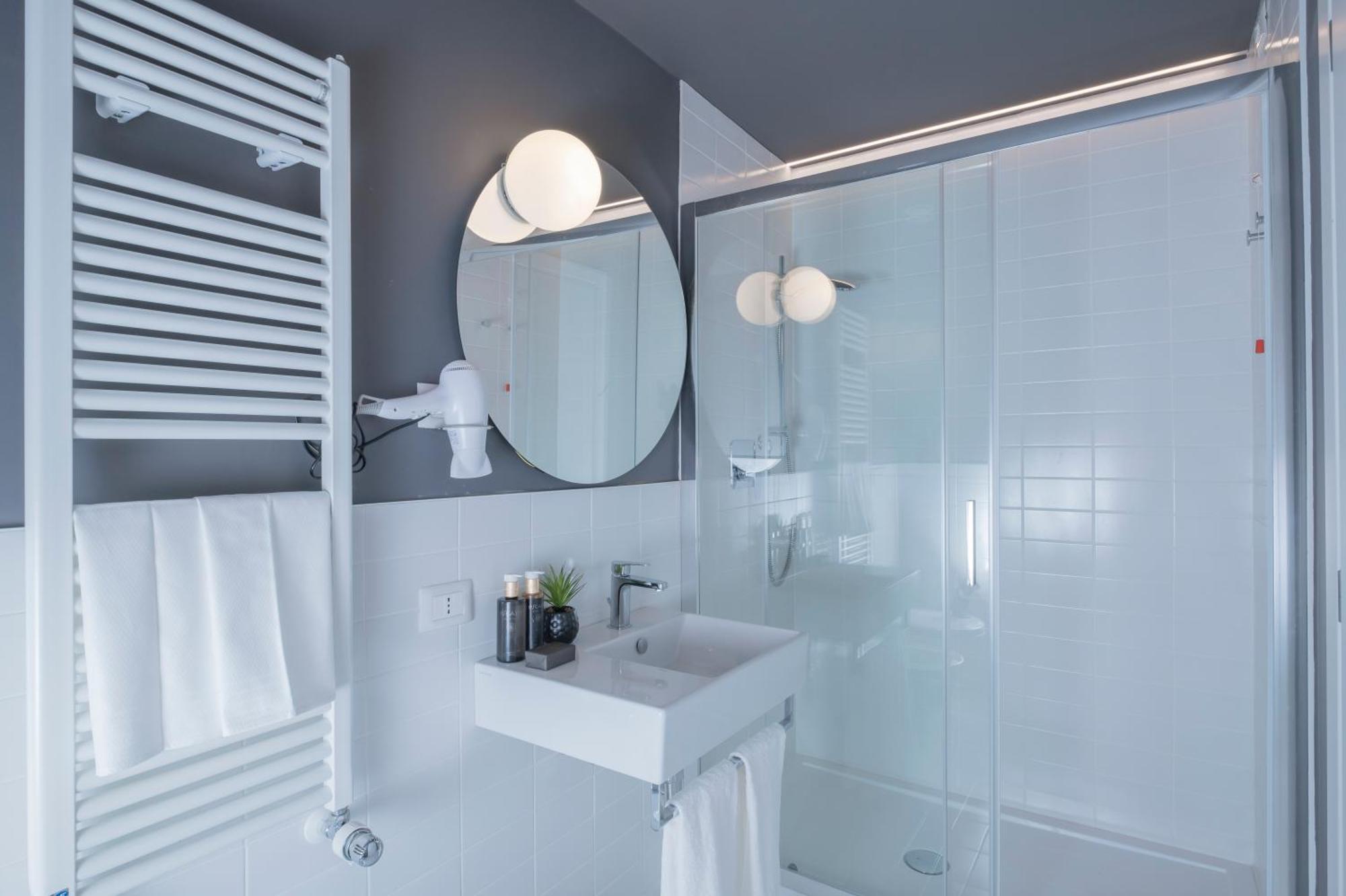 Double or Twin Room Garden View