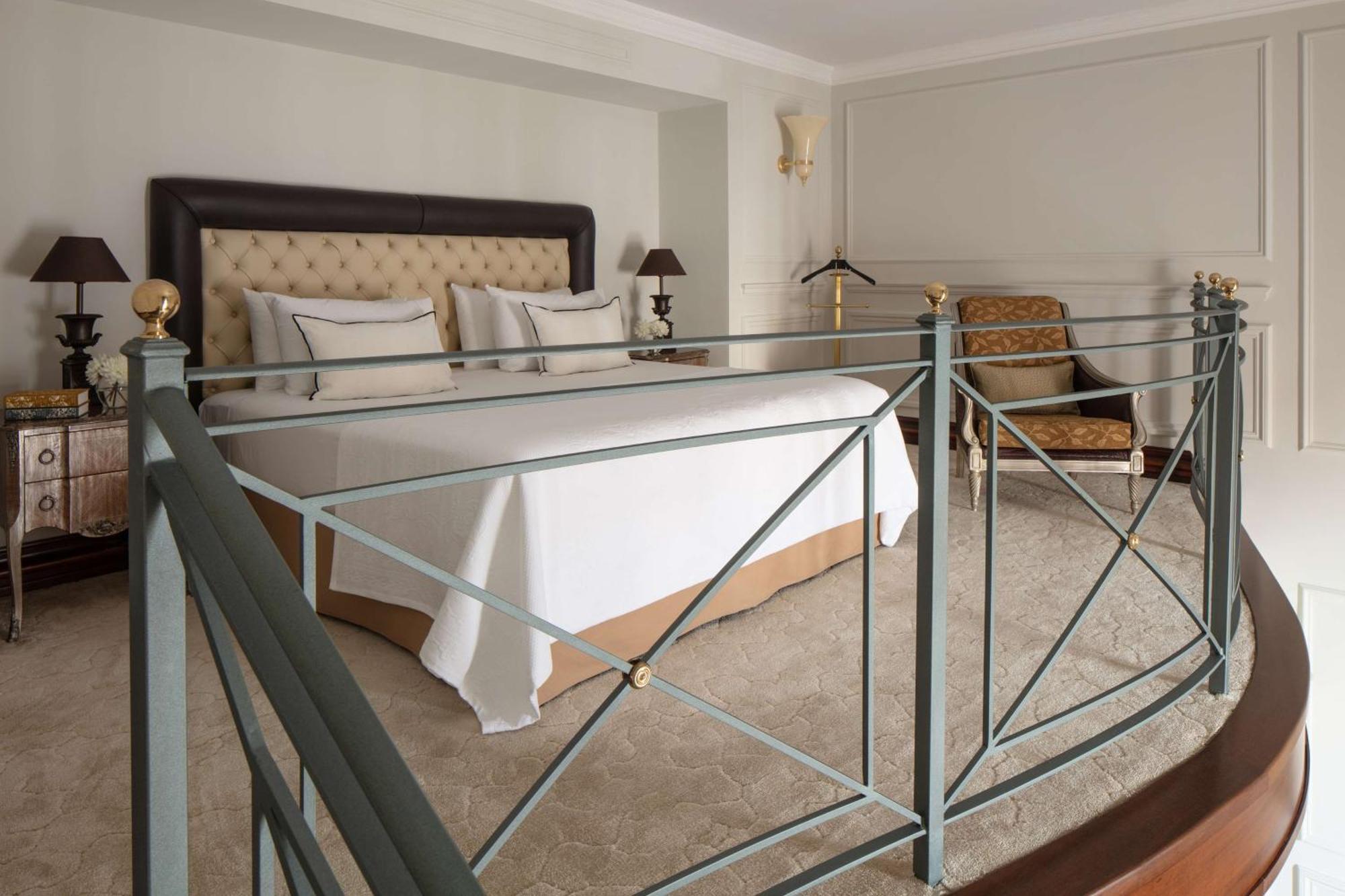 Duplex Suite Piazza View Extra Bed,1647716291:JPEG