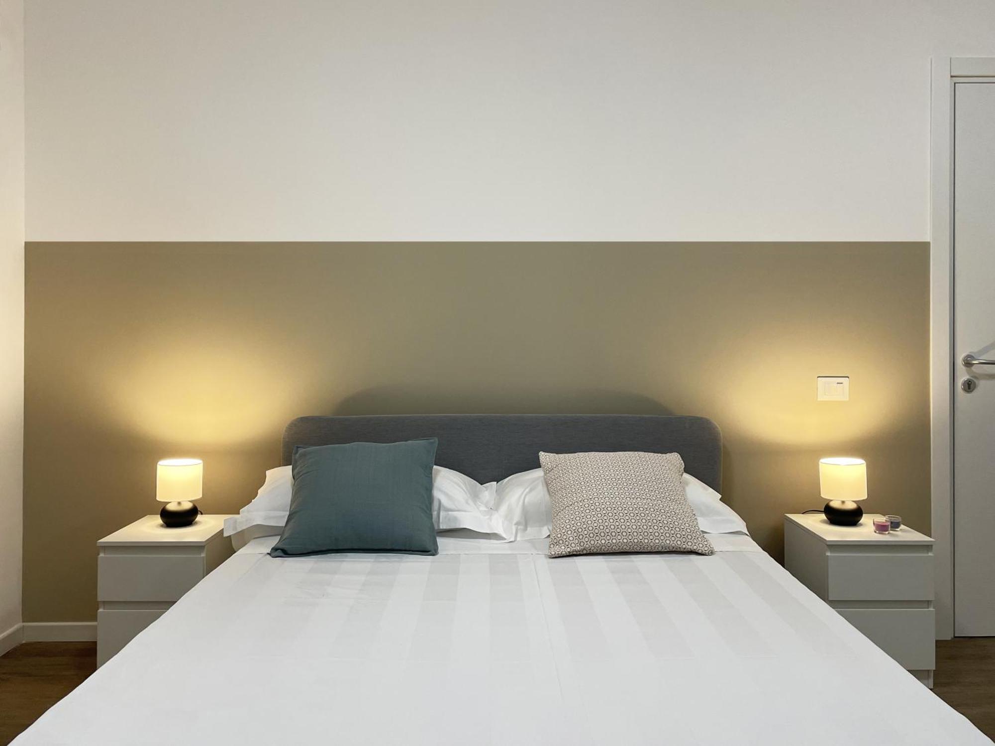 Triple Room Bathroom,1648024702:JPEG