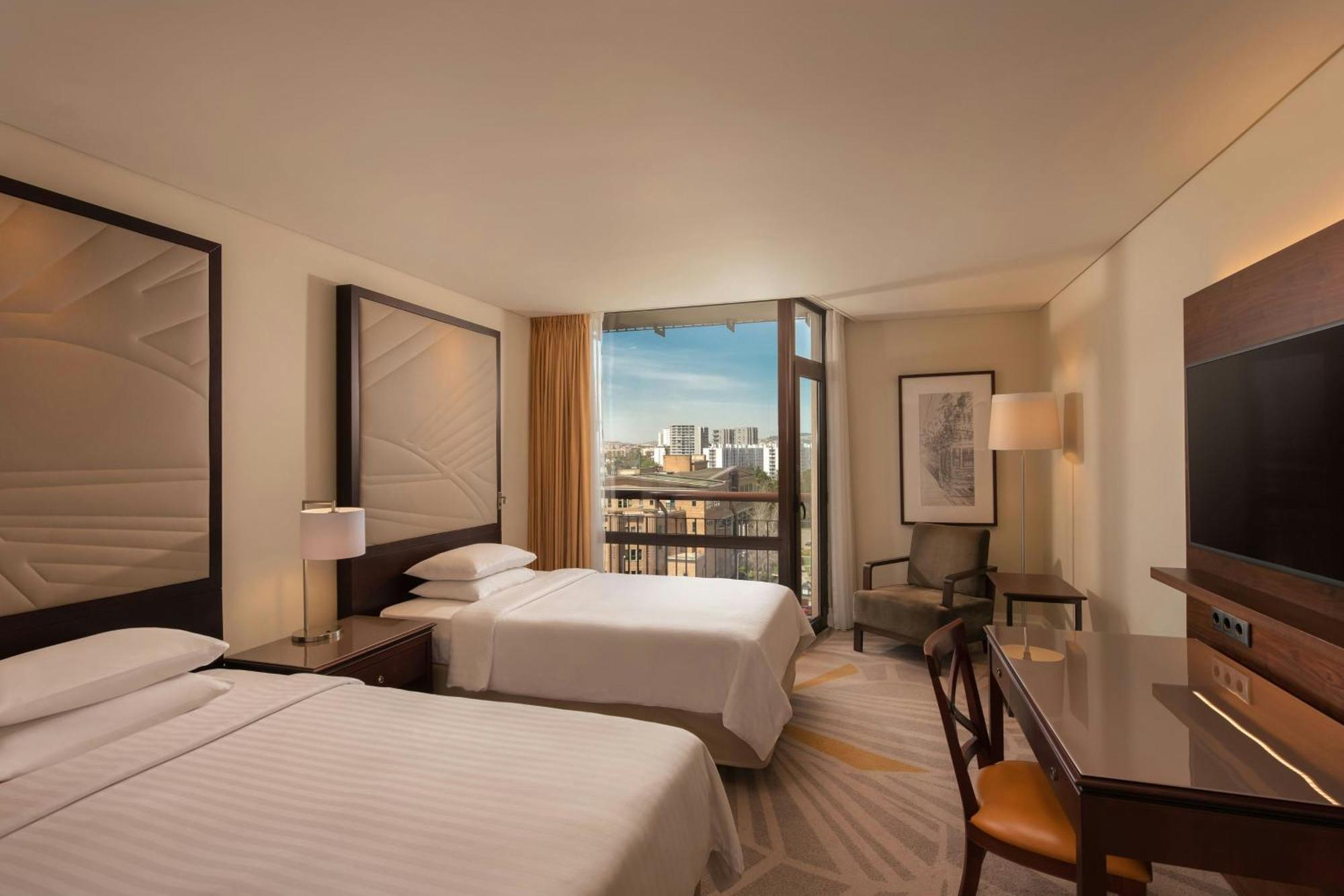 Pool View Twin Guest room 2 Twin or Single Beds Pool view