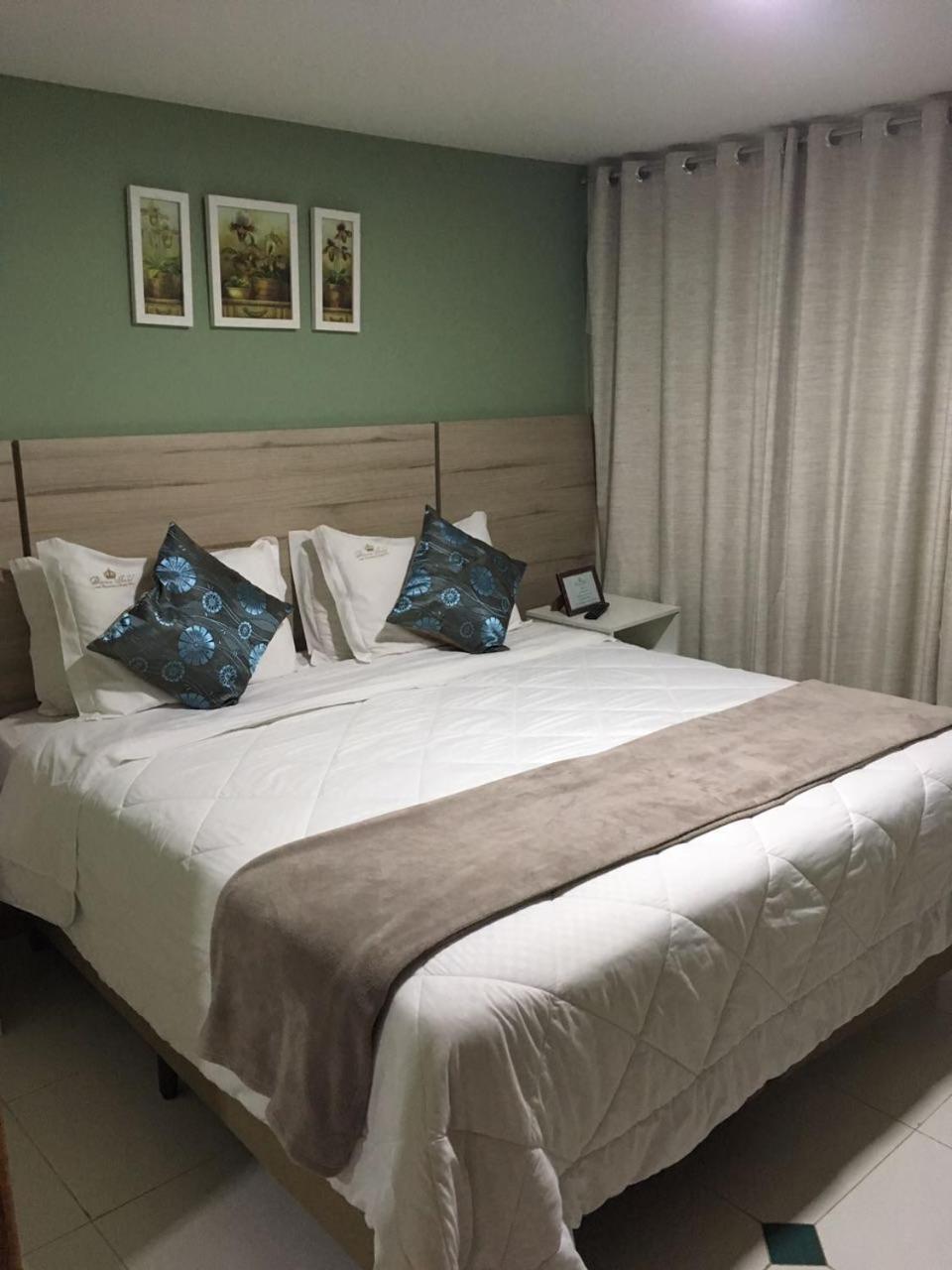 Standard Double Room Fan