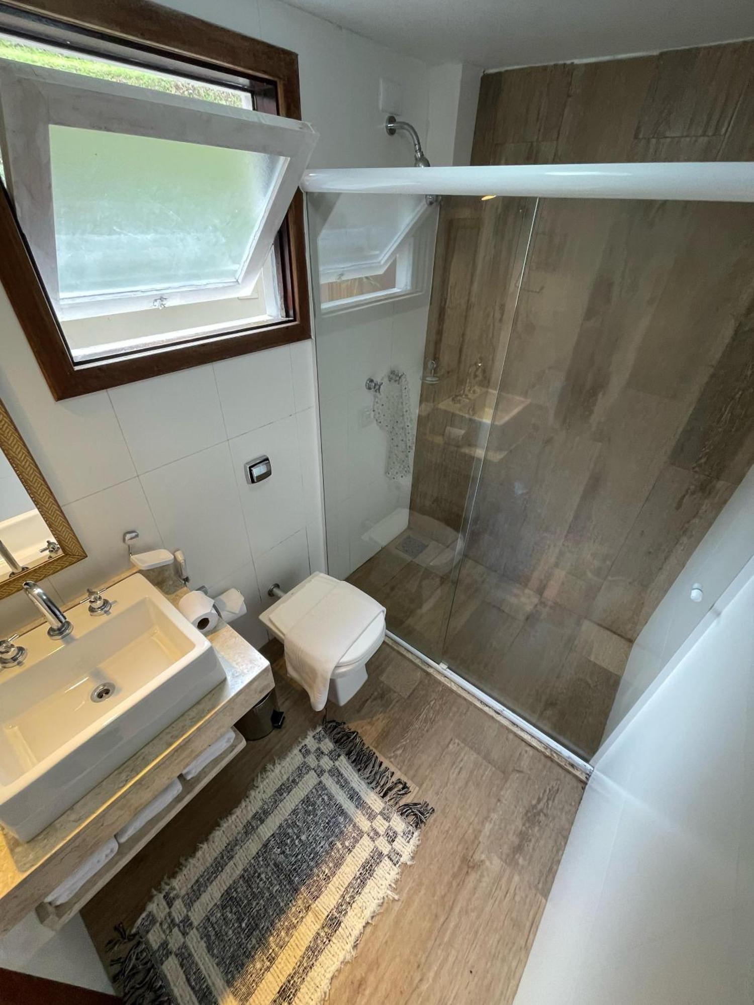 Deluxe Suite,1648938702:JPEG
