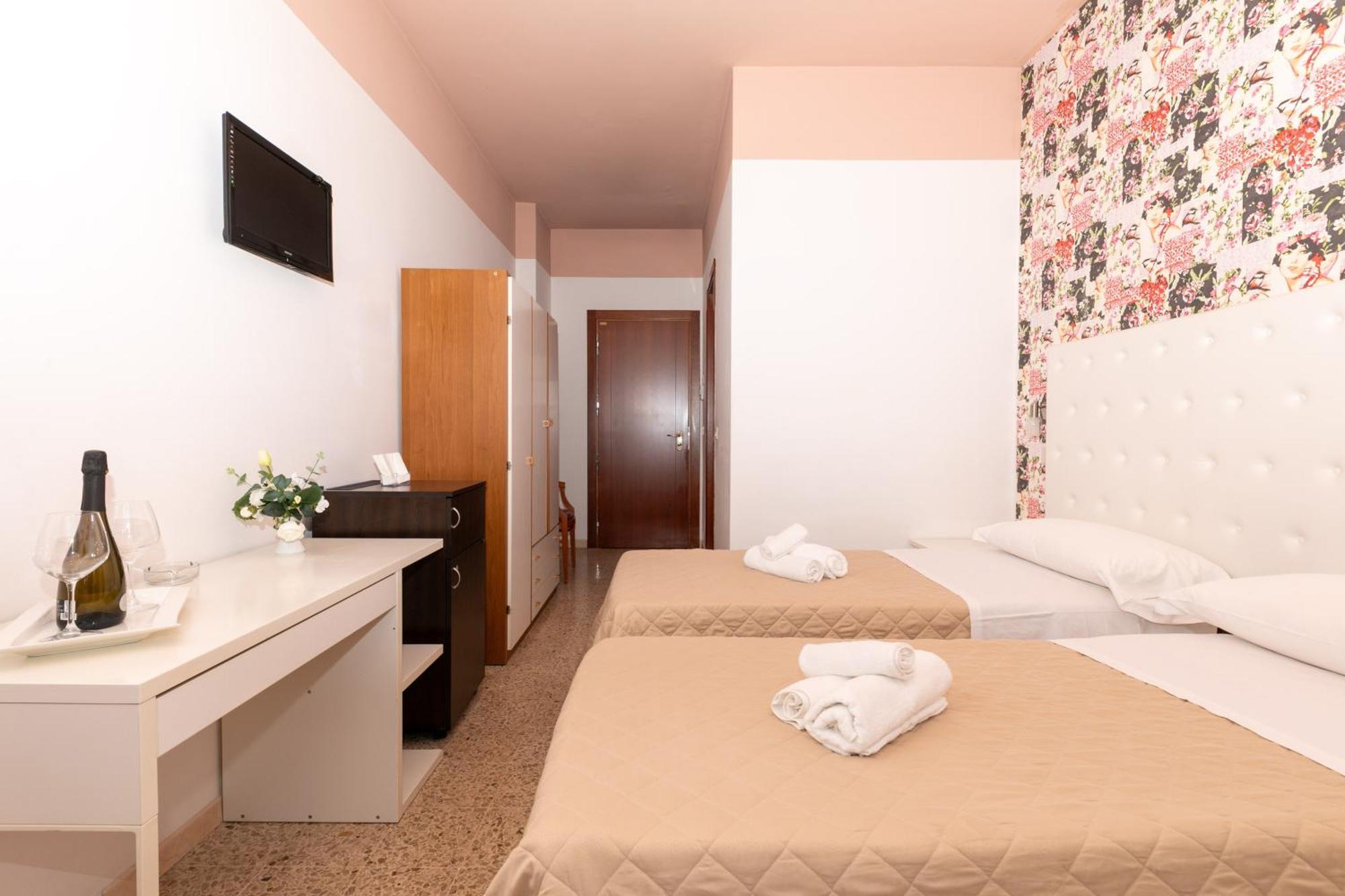 Double or Twin Room Balcony