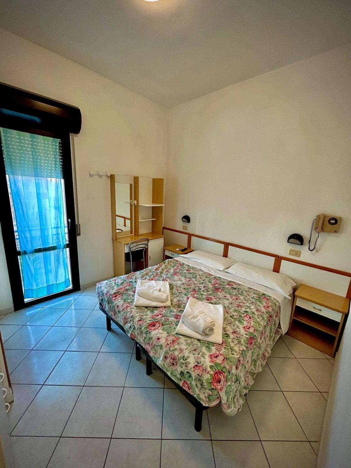 Double Room,1649881102:JPEG