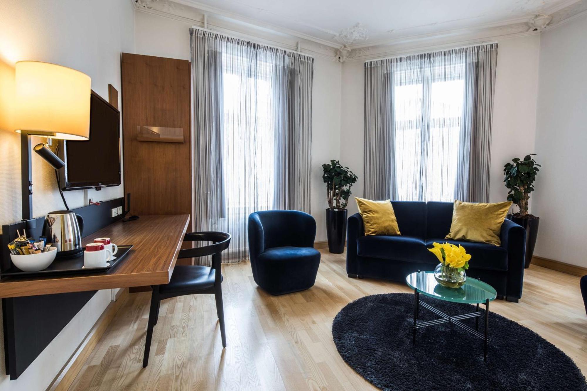 Junior Suite,1649881690:JPEG
