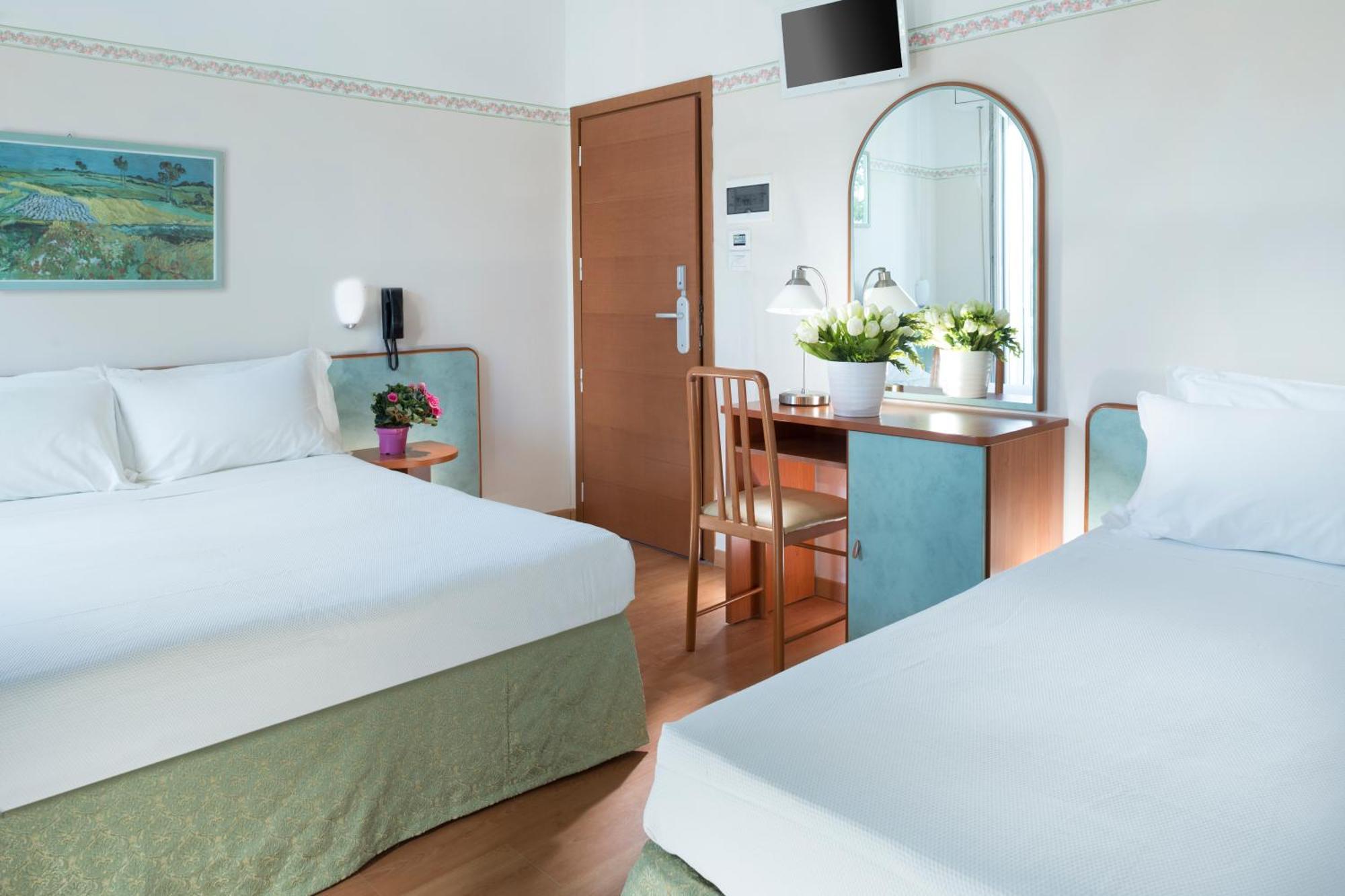 Comfort Quadruple Room