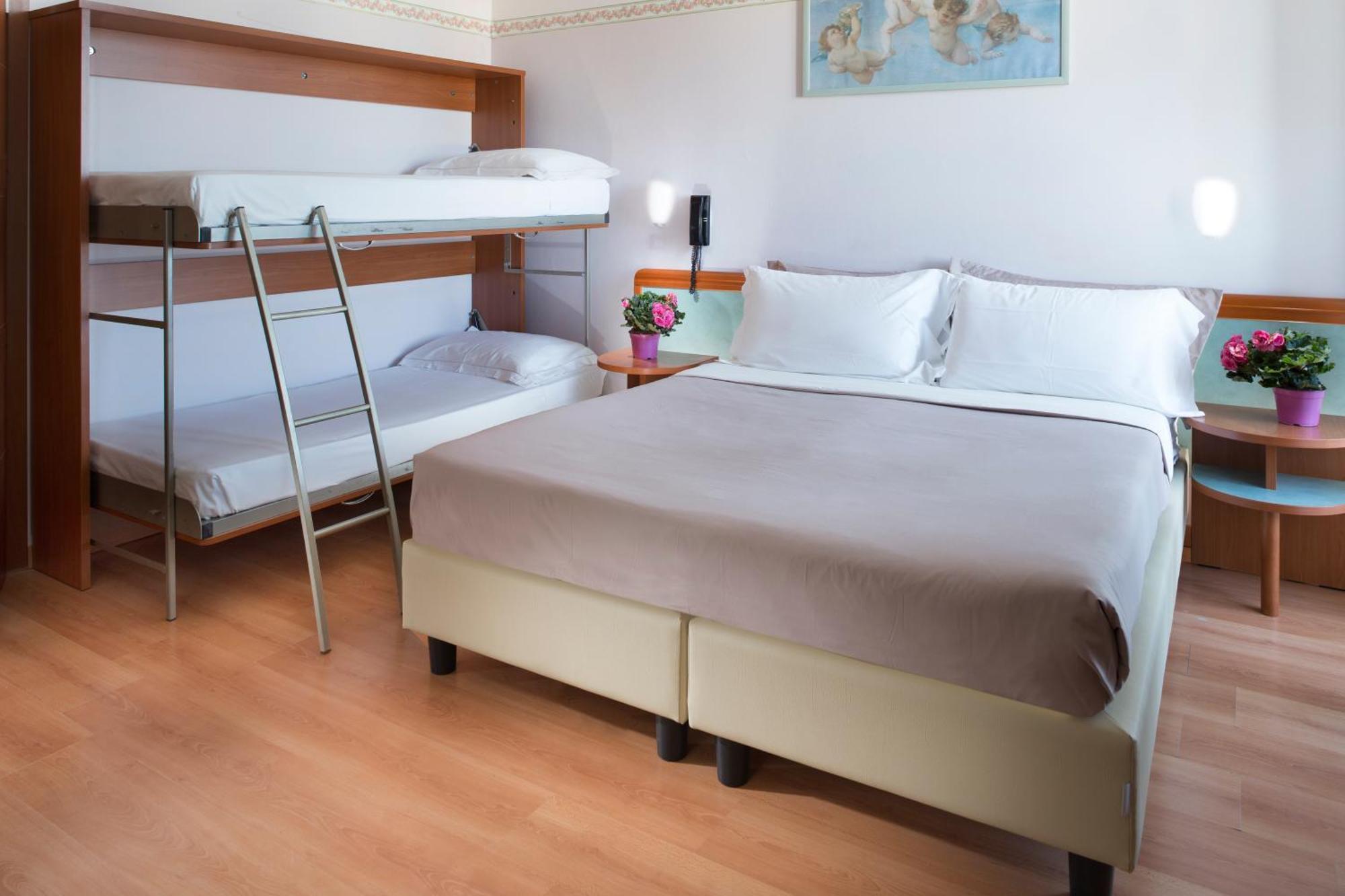 Superior Quadruple Room