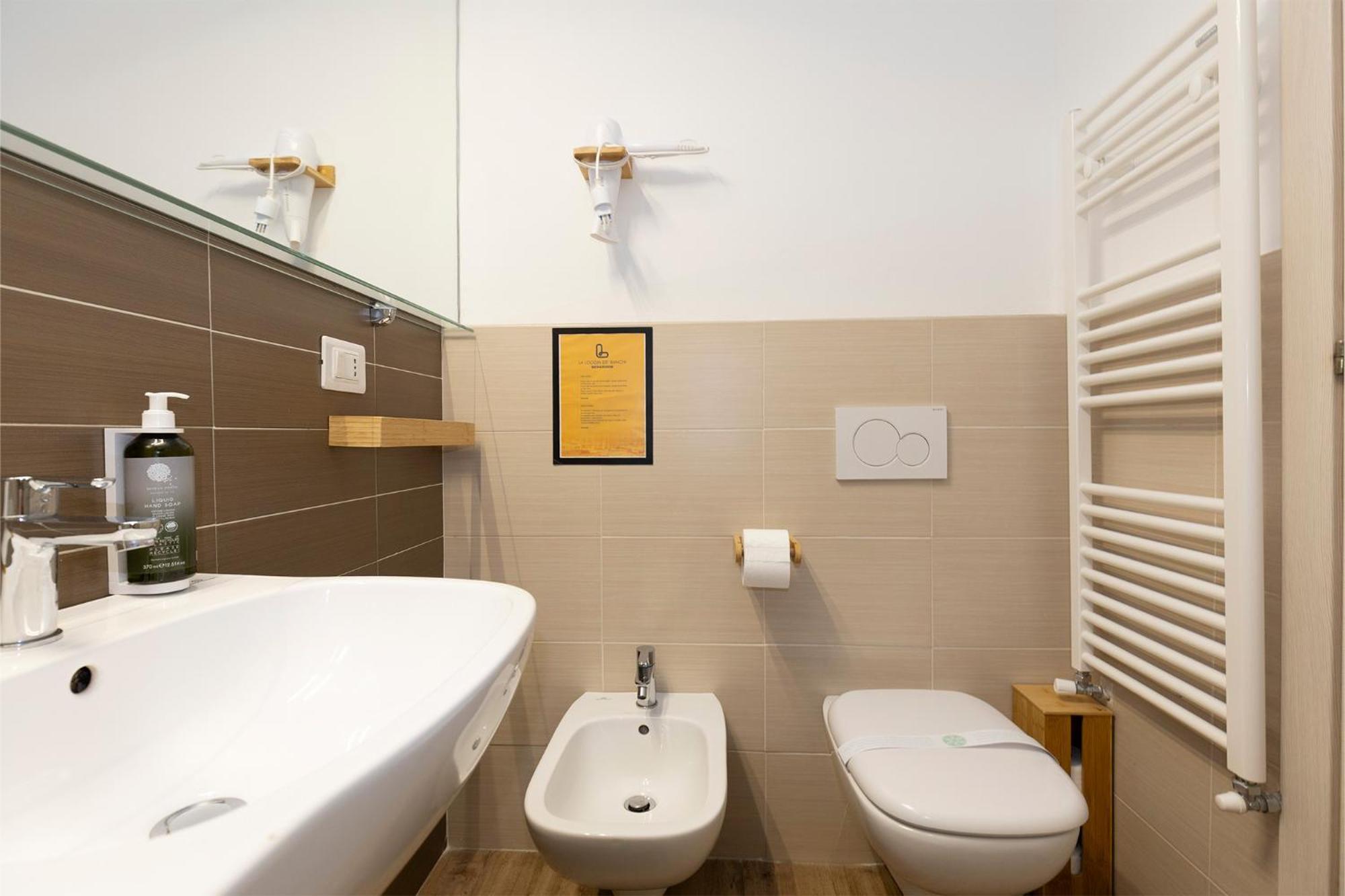 Camera Matrimoniale con Bagno Privato