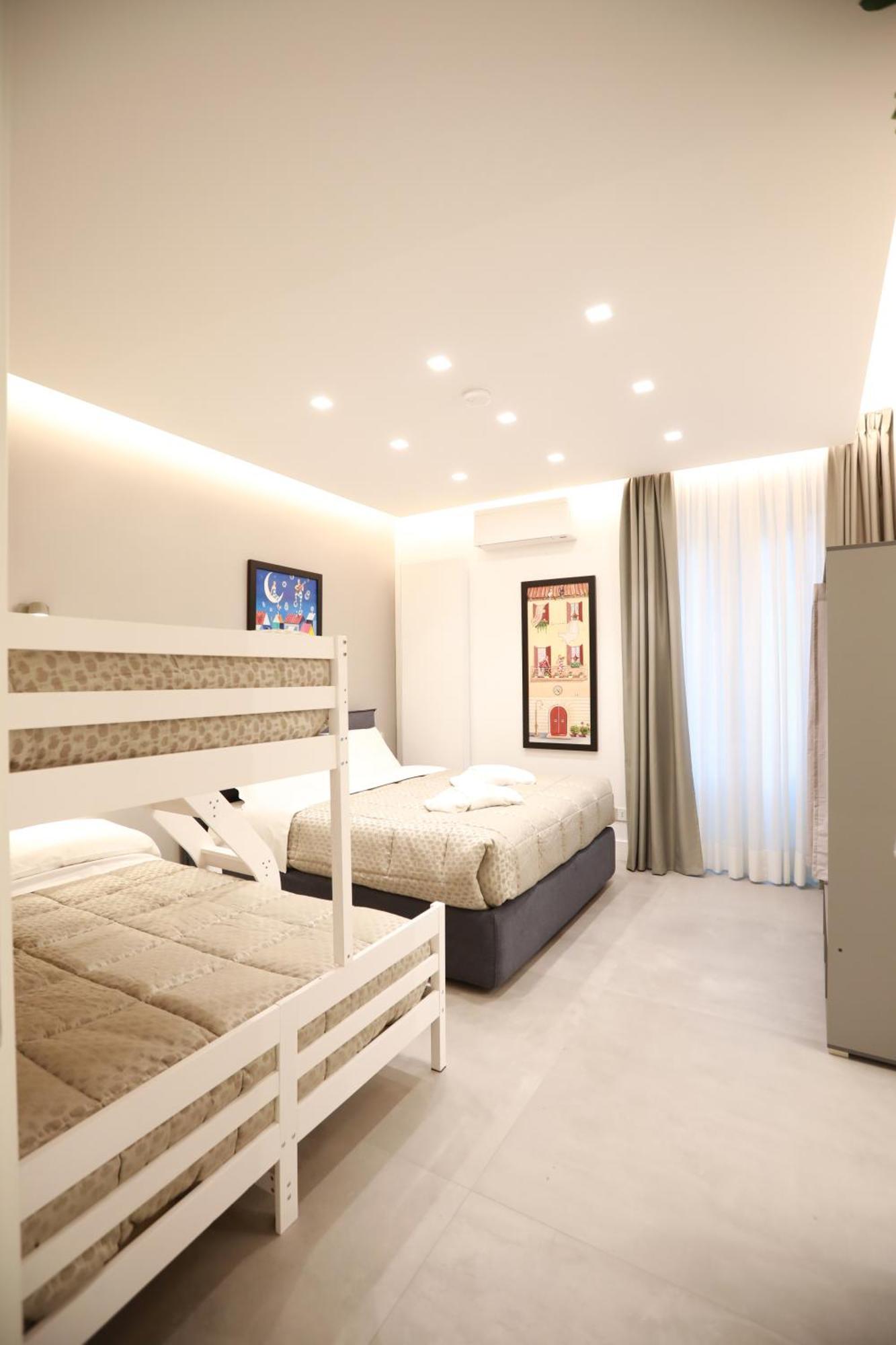 Deluxe Family Suite