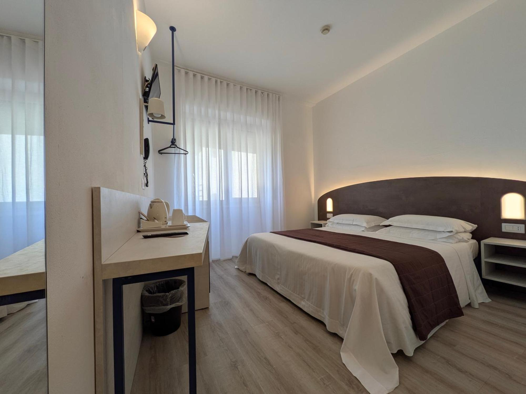 Double or Twin Room,1652742575:JPEG