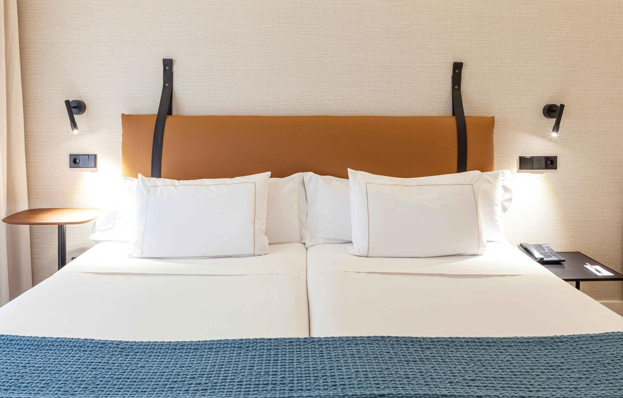 Large Double Room,1652743794:JPEG