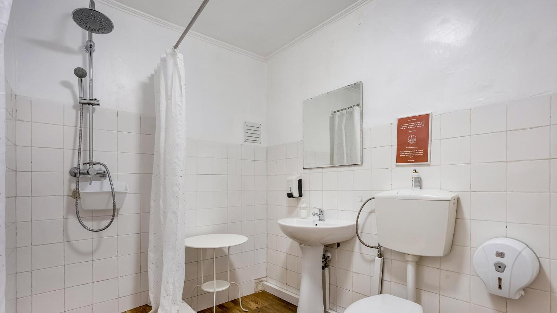 Standard Twin Room,1652763725:JPEG