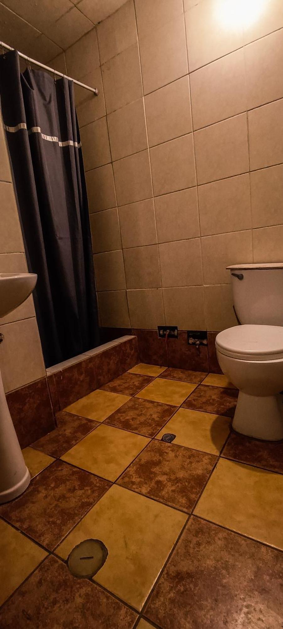 Quarto Quádruplo com Banheiro Compartilhado