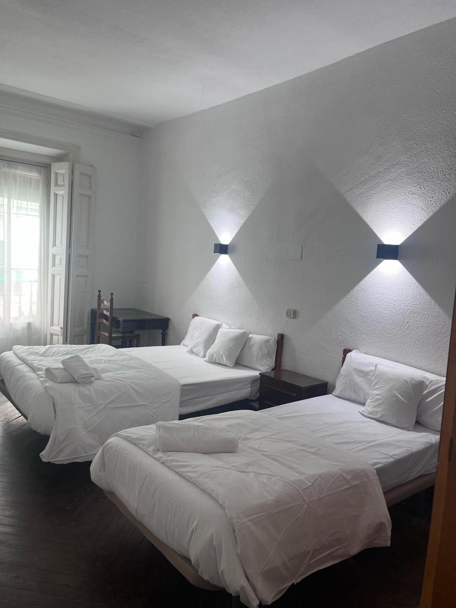 Triple Room,1652768756:JPEG