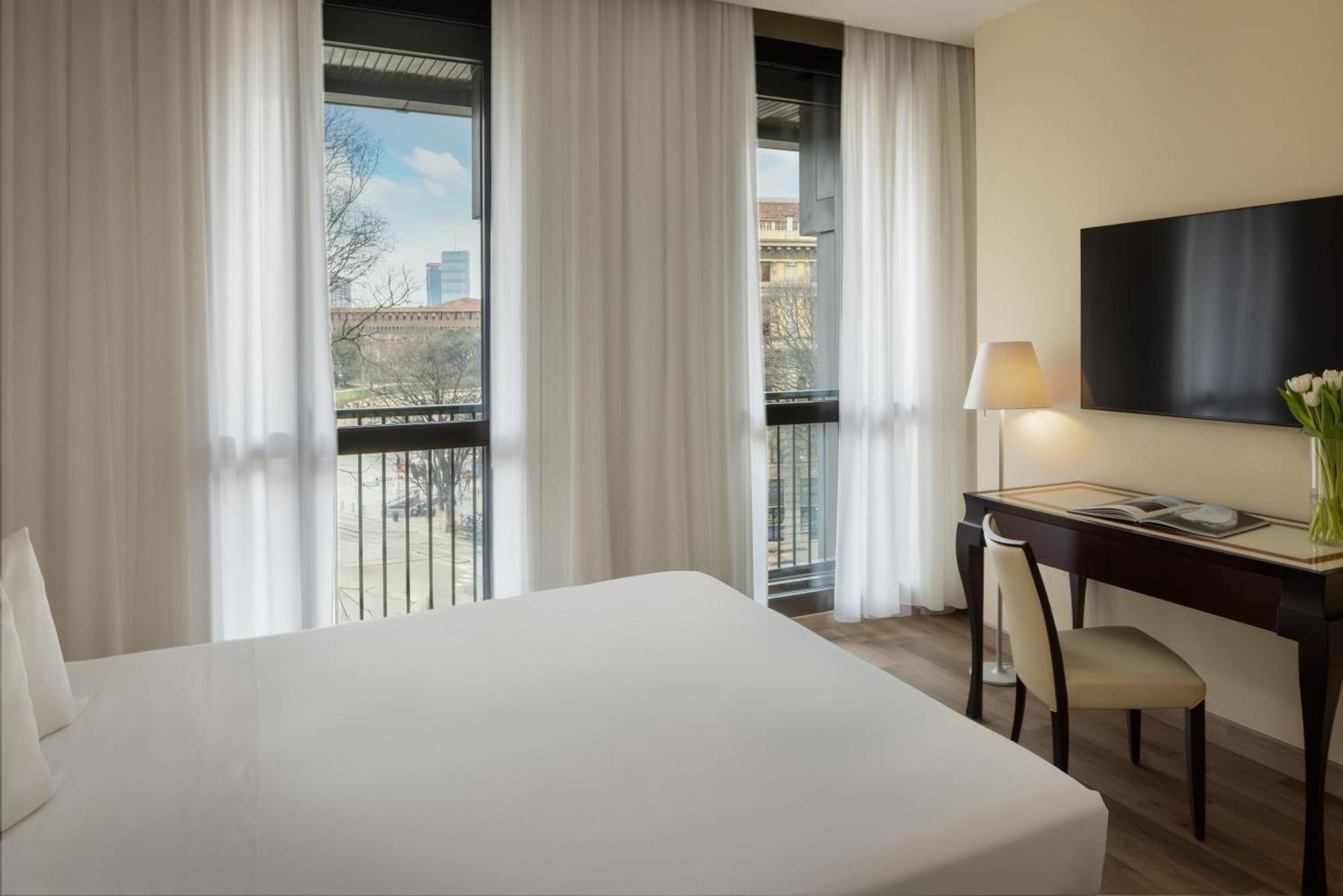 Deluxe Double Room,1653528896:JPEG
