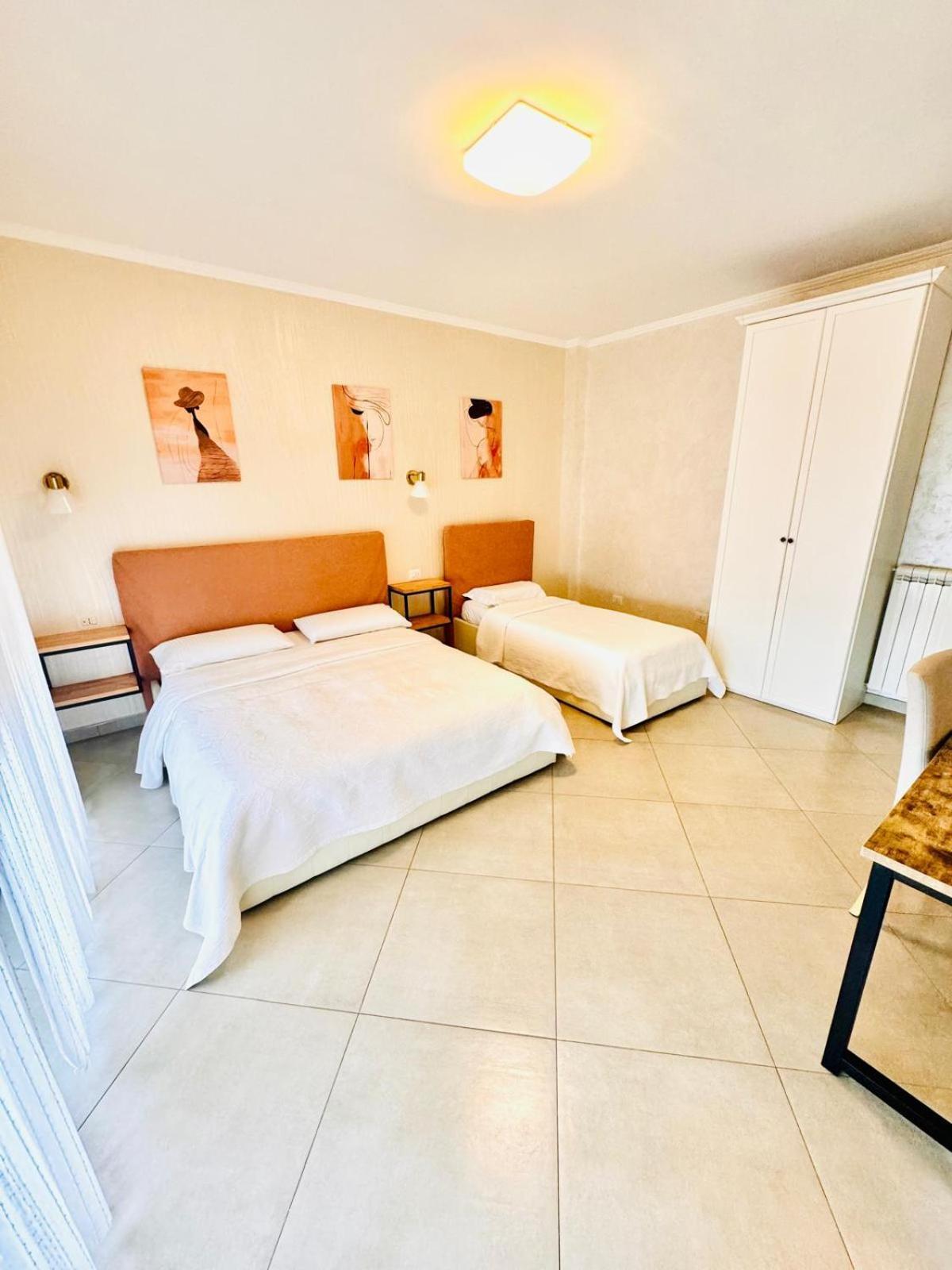 Triple Room Balcony