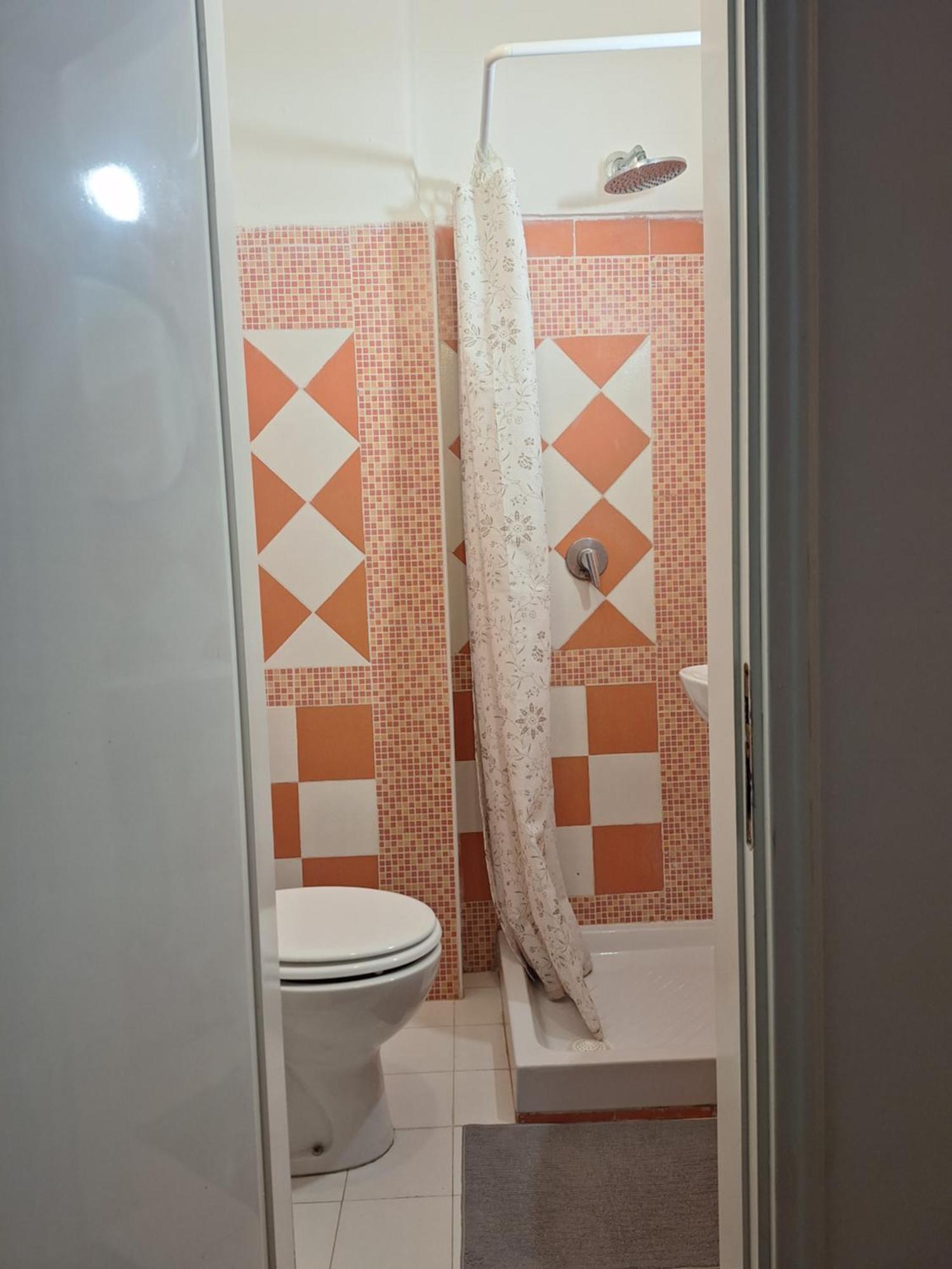 Camera Singola con Bagno Privato Esterno