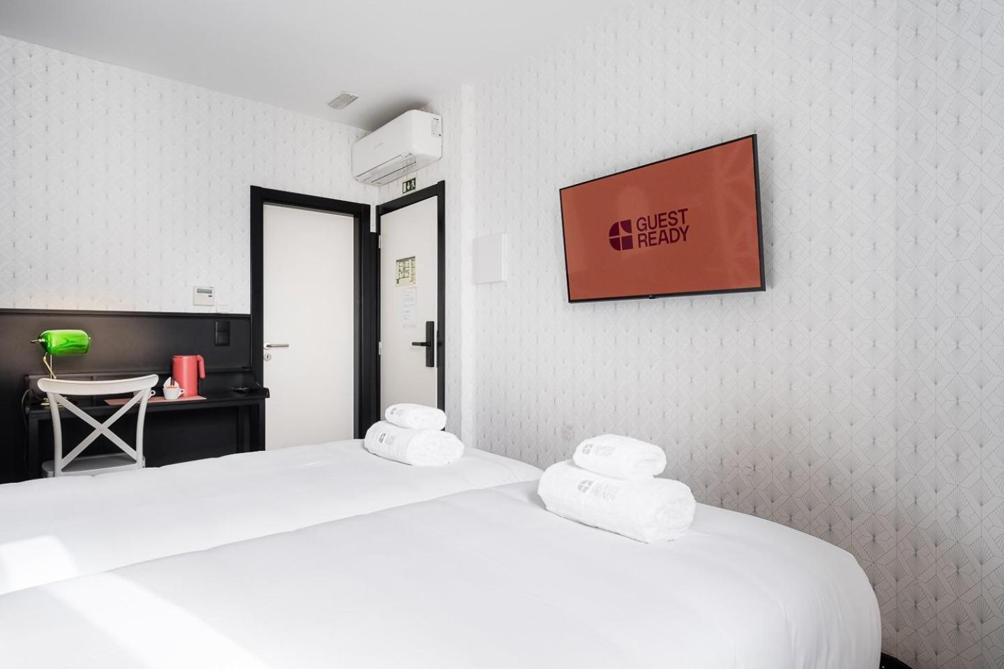 Superior Twin Room,1654204636:JPEG