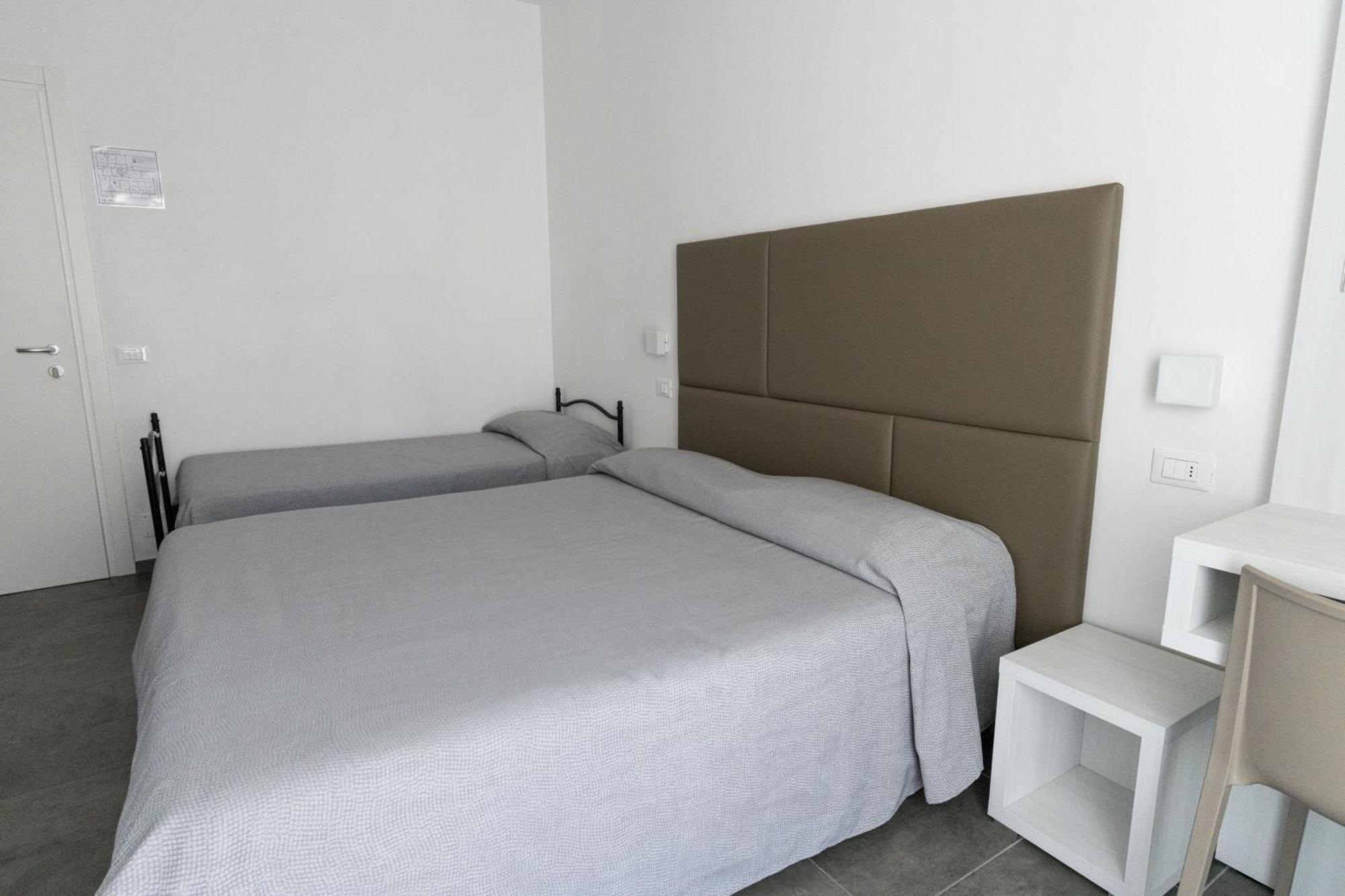 Triple Room Balcony