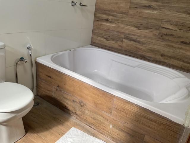 Deluxe Double Room Bath