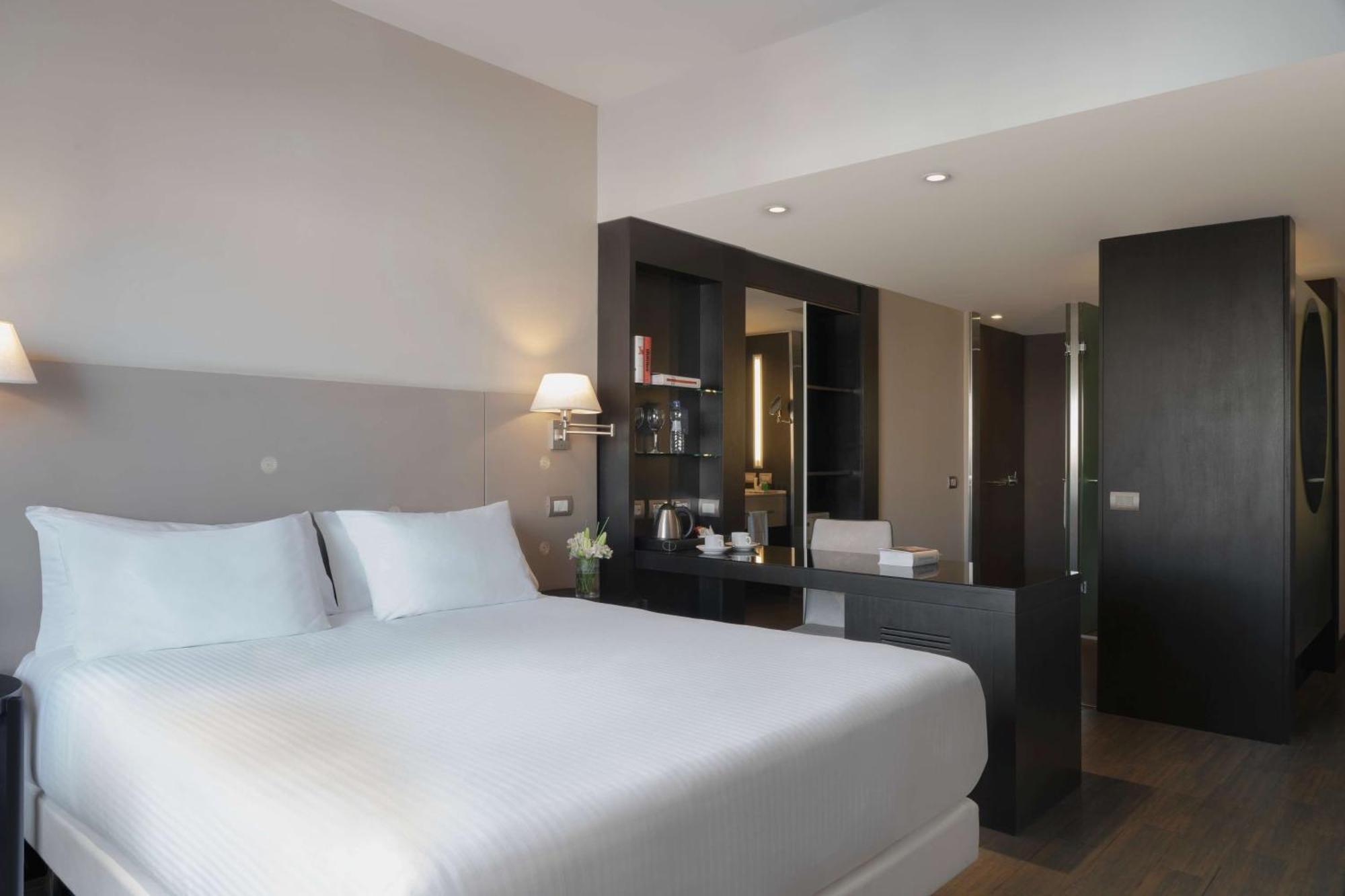 Standard Double or Twin Room,1706800728:JPEG