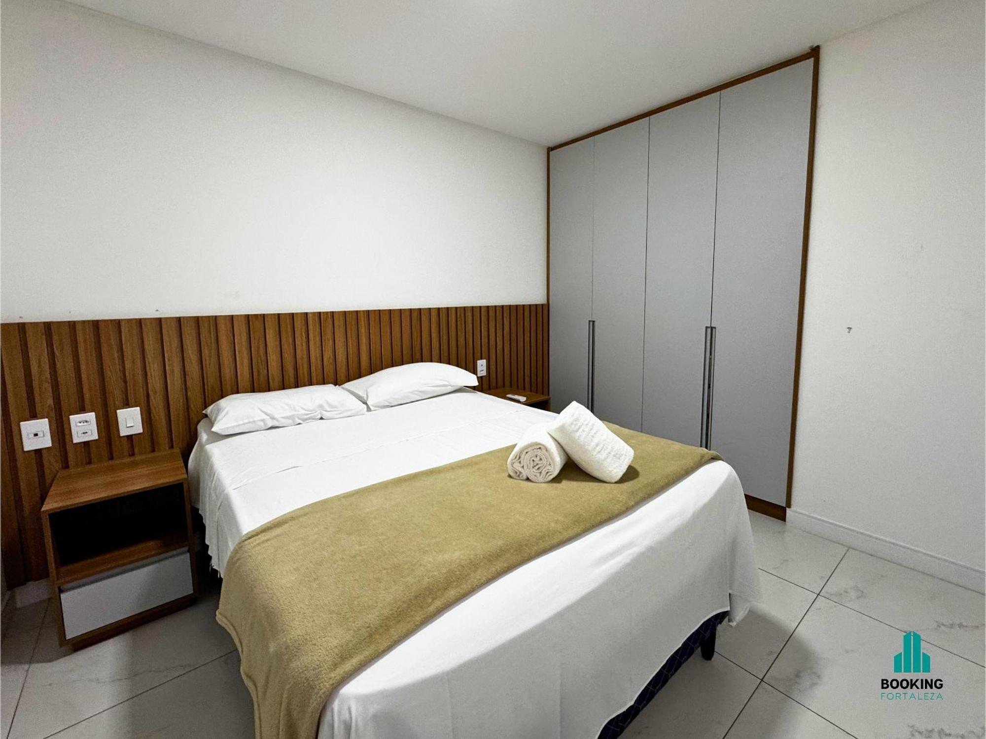 Two-Bedroom Apartment Terrace Sea View