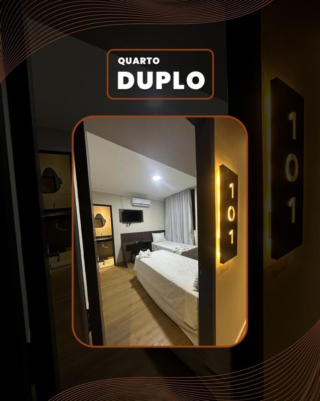 Quarto Duplo