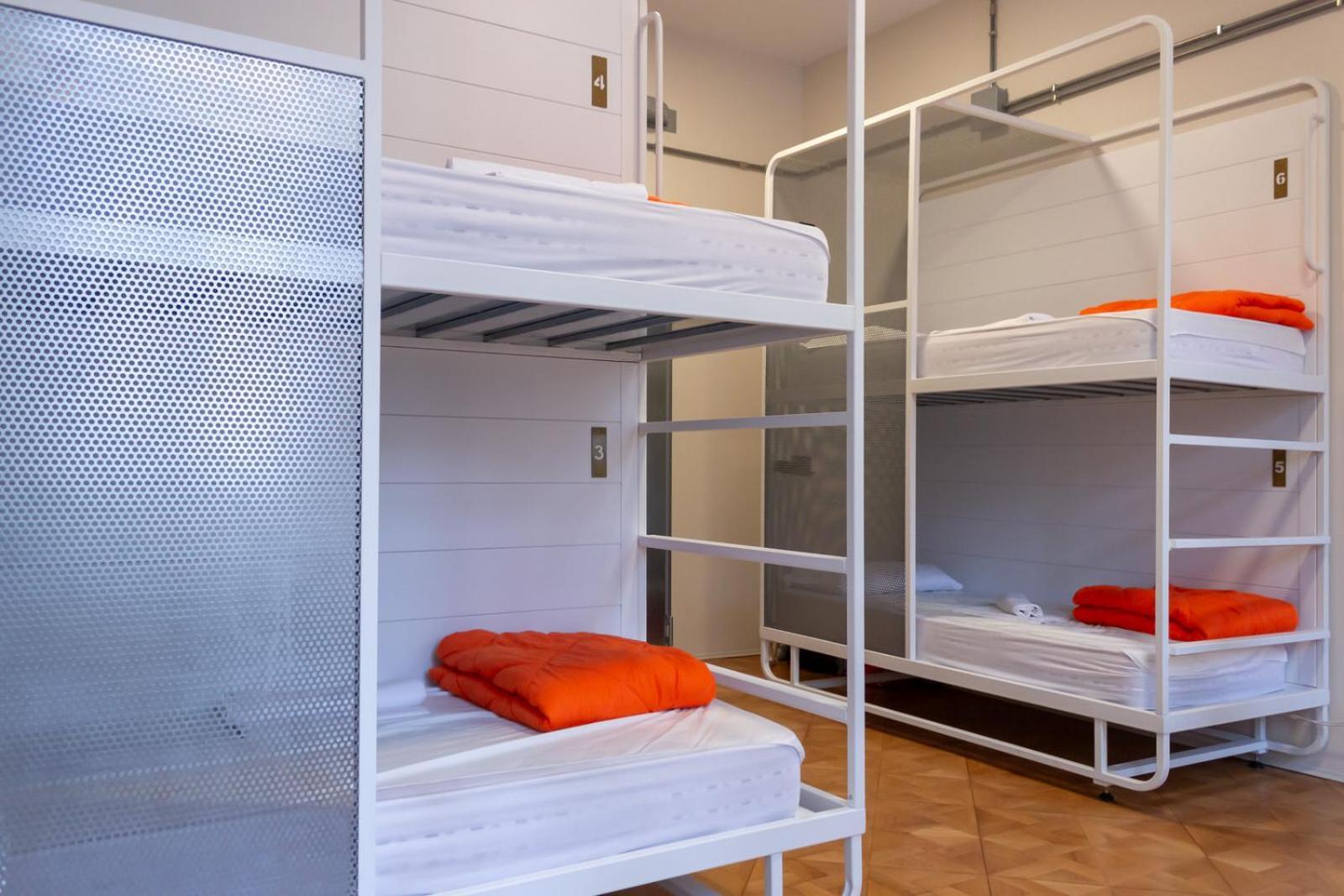 6-Bed Mixed Dormitory Room
