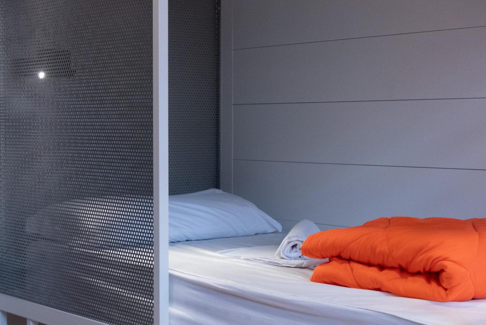 6-Bed Mixed Dormitory Room