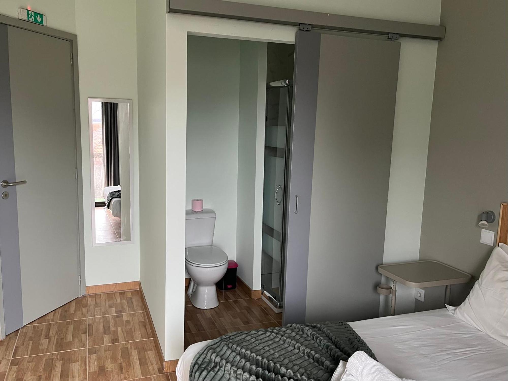 Double Room Private Bathroom,1657188822:JPEG