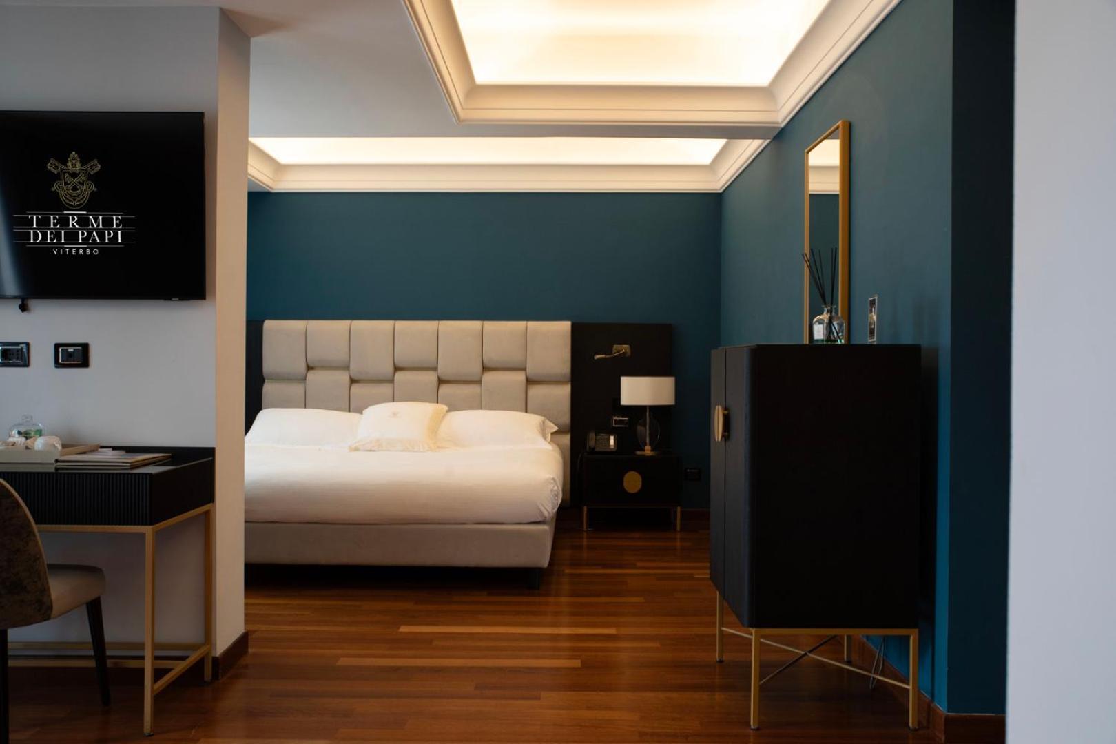 Prestige Suite Spa Bath