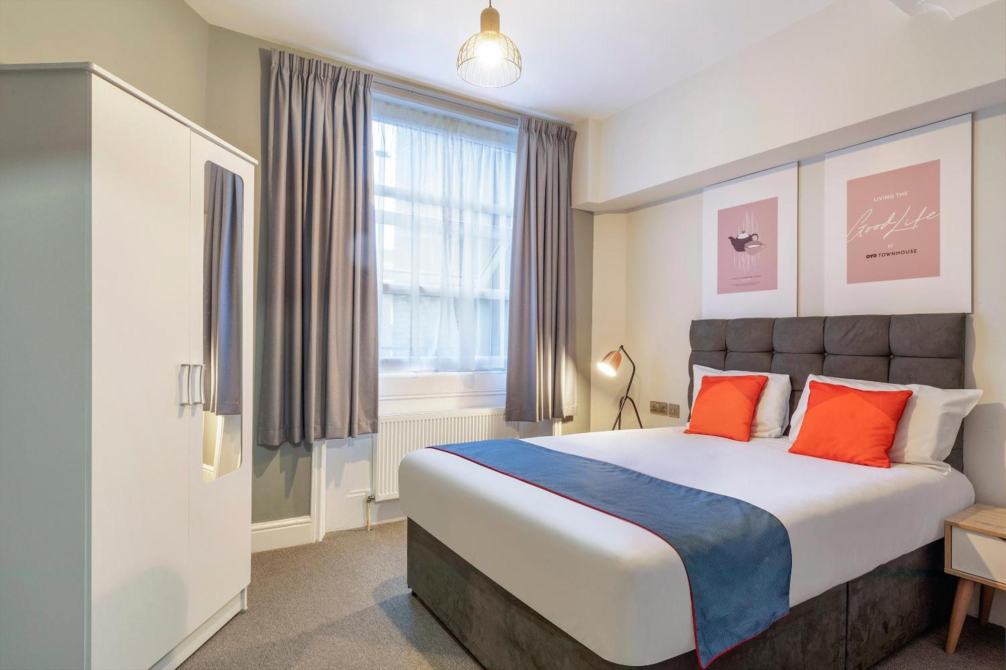Deluxe Double Room,1657866166:JPEG