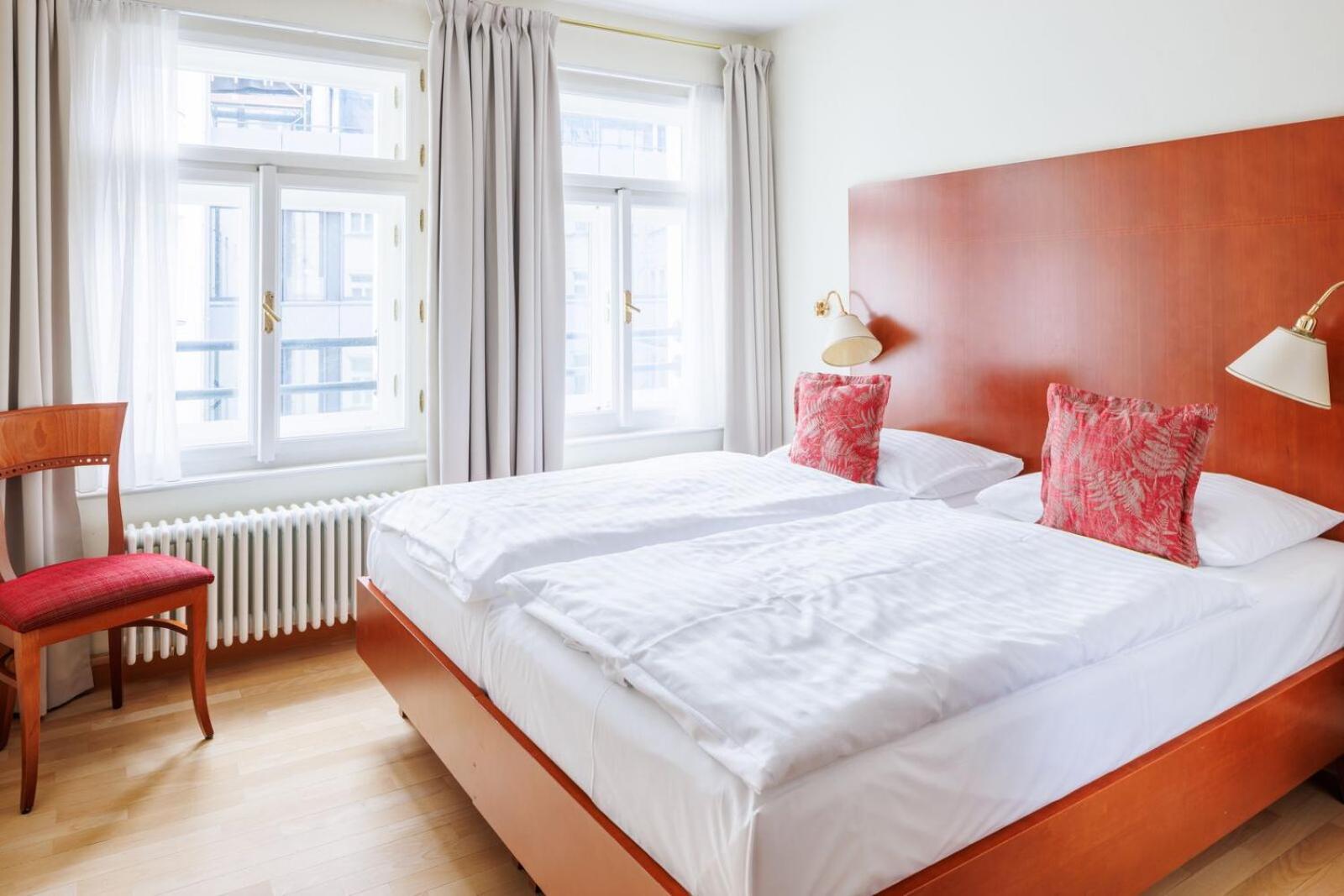One-Bedroom Apartment,1657876134:JPEG