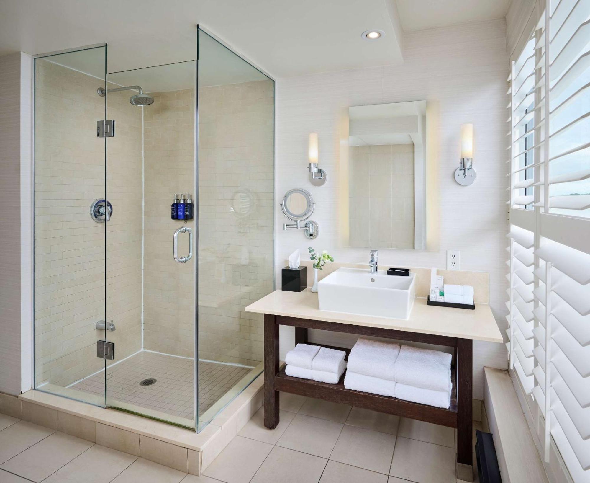 Suite con cama extragrande - No fumadores