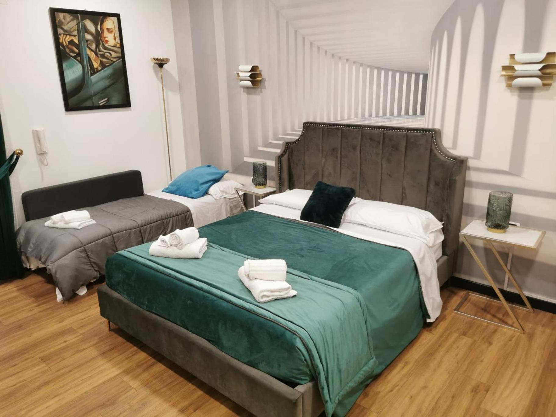Two-Bedroom Deluxe Apartment