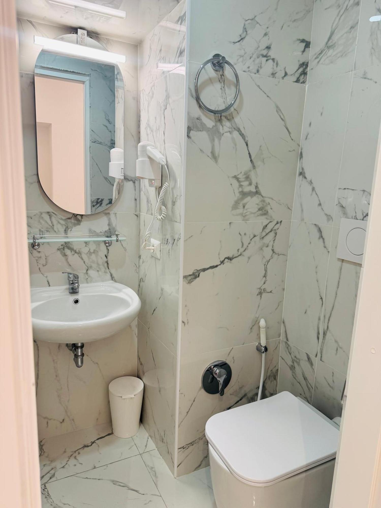 Family Room Private Bathroom